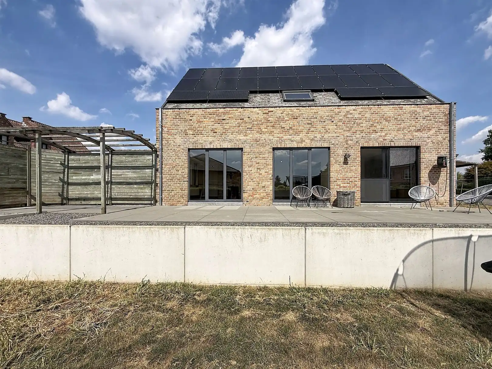 Huis met praktijkruimte, 4 slpks,  2 bdks, 10a 34ca foto 38