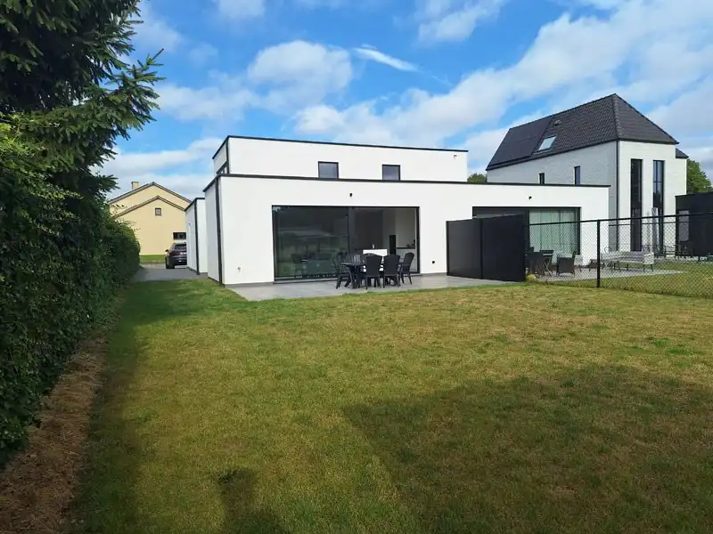 Moderne energiezuinige woning - INSTAPKLAAR met drie slaapkamers foto 21