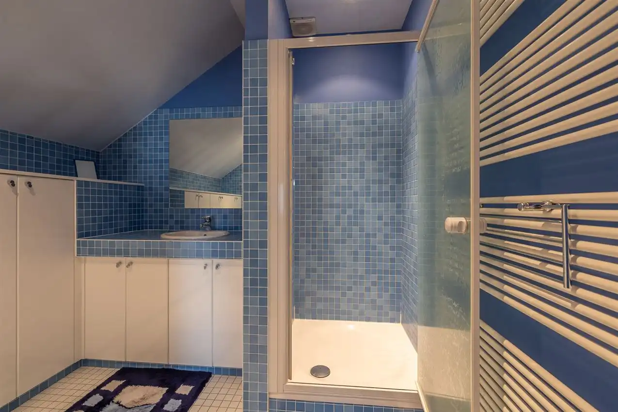 Villa grenzend aan agrarisch gebied met 4slk en opslag foto 23