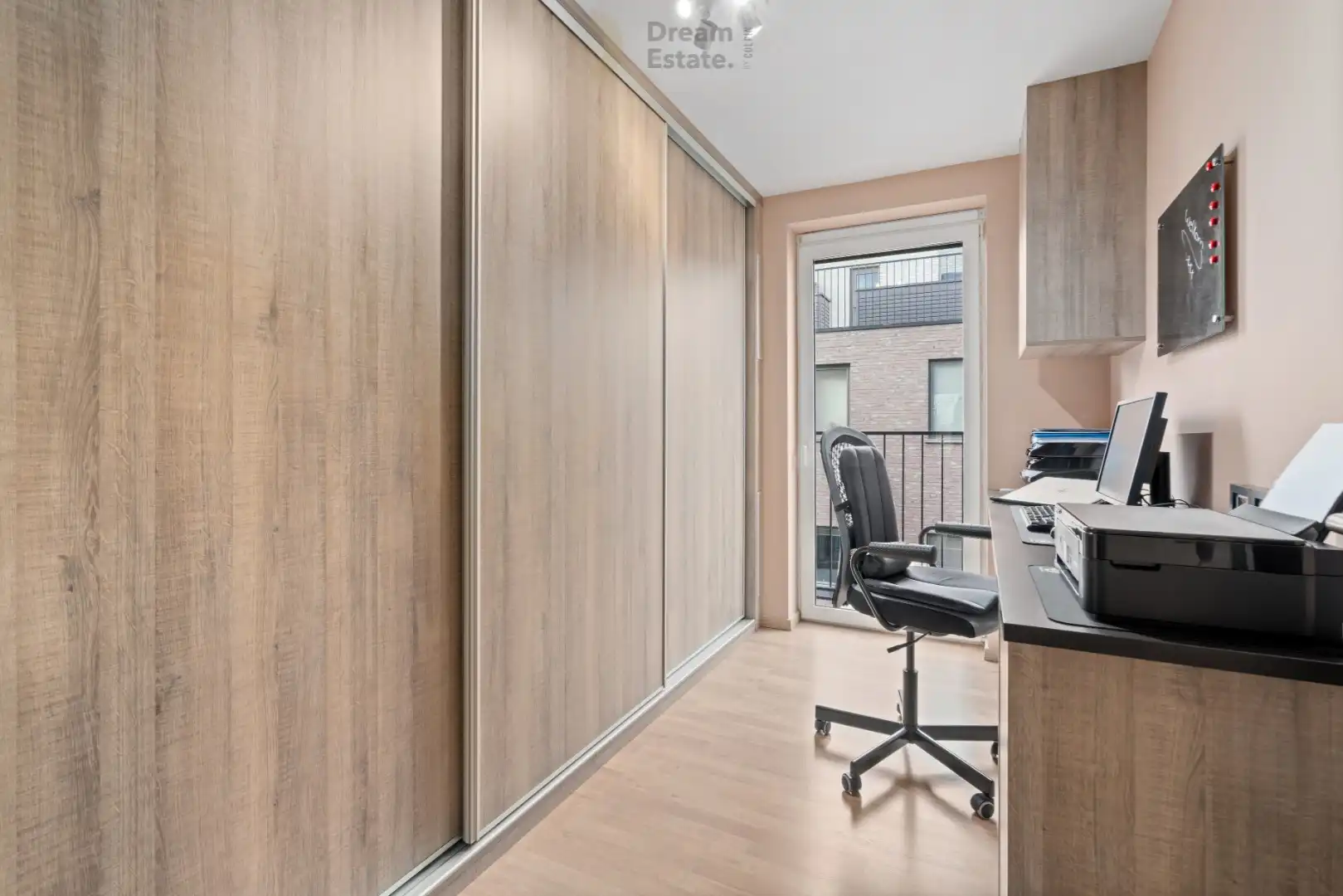 Instapklaar appartement vlakbij de jachthaven. foto 8