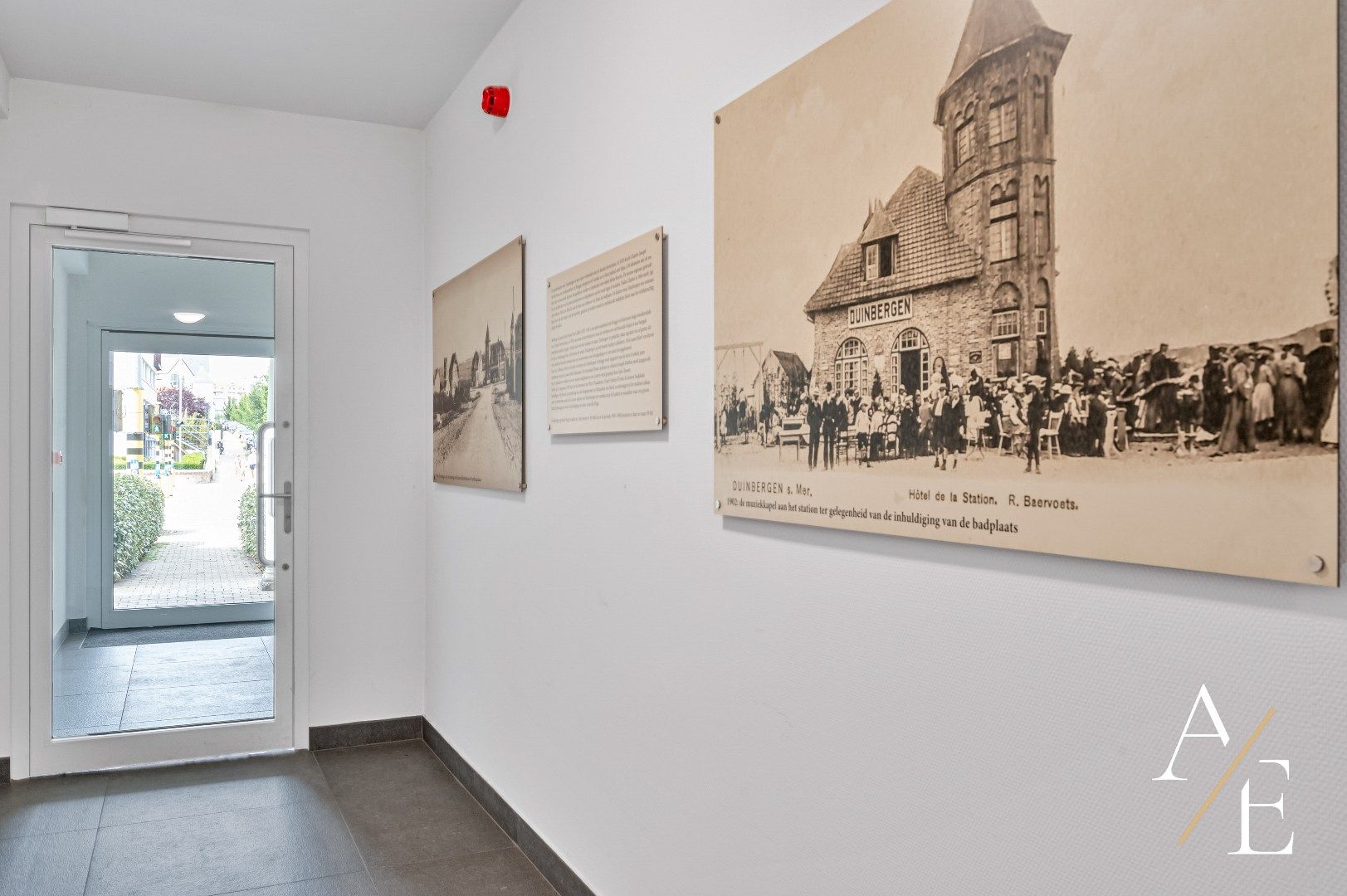 DUINBERGEN - Gerenoveerd appartement met garage! foto 3