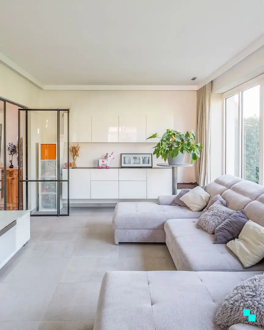 Instapklare woning met vijf kamers in het hart van Merelbeke foto 3