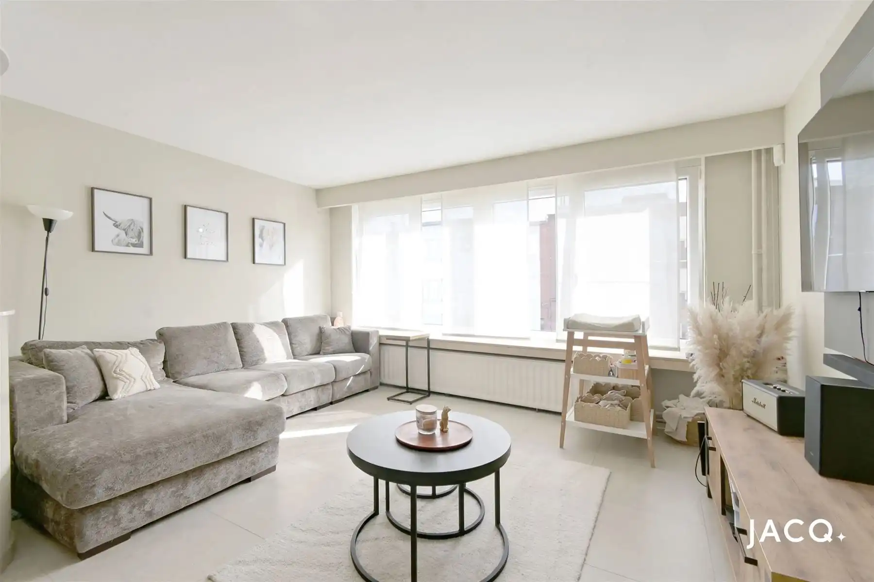Instapklare woning met 3 slpks, garage en tuin te Deurne! foto 4