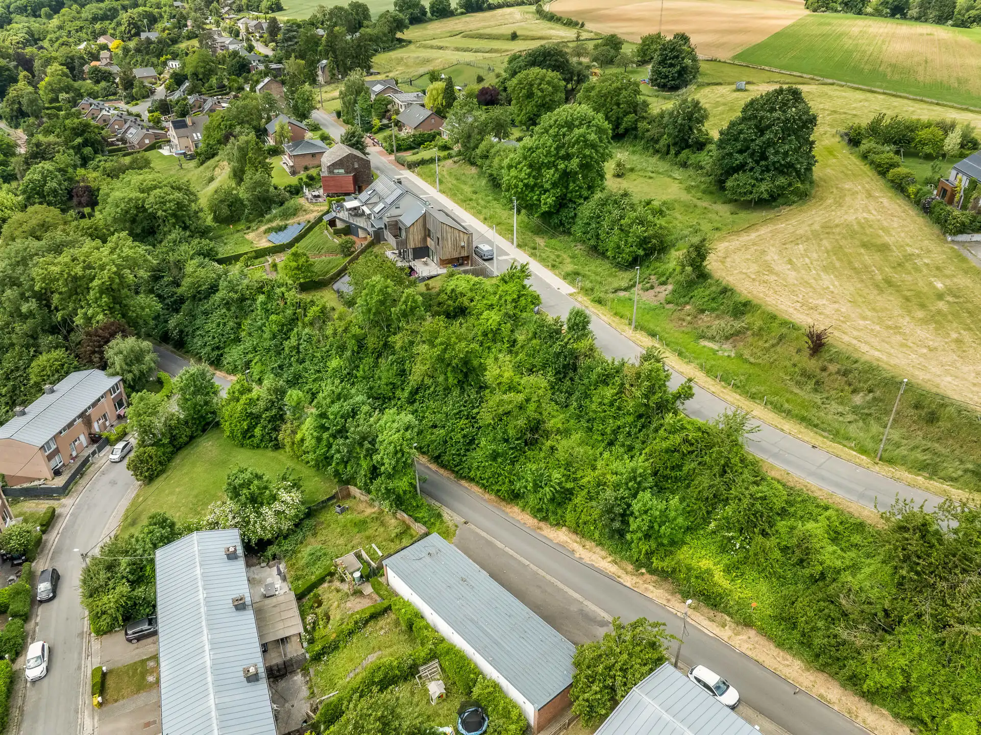 Vrijstaande bouwgrond met verzicht en vergunning foto 14