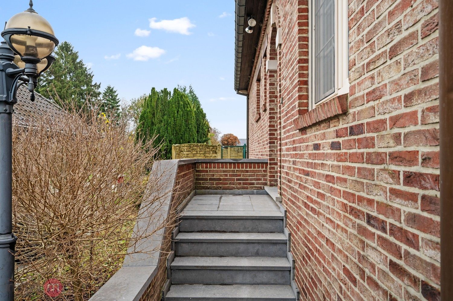 Ruime vrijstaande woning met 3 slaapkamers (mog. tot meer) in Wilsele foto 3