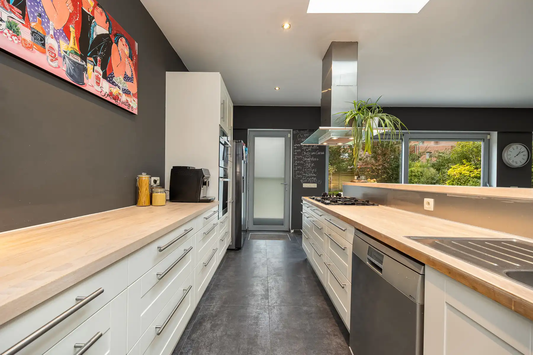 Unieke woning met uitzonderlijke breedte, 3 slpk en ZW tuin foto 11
