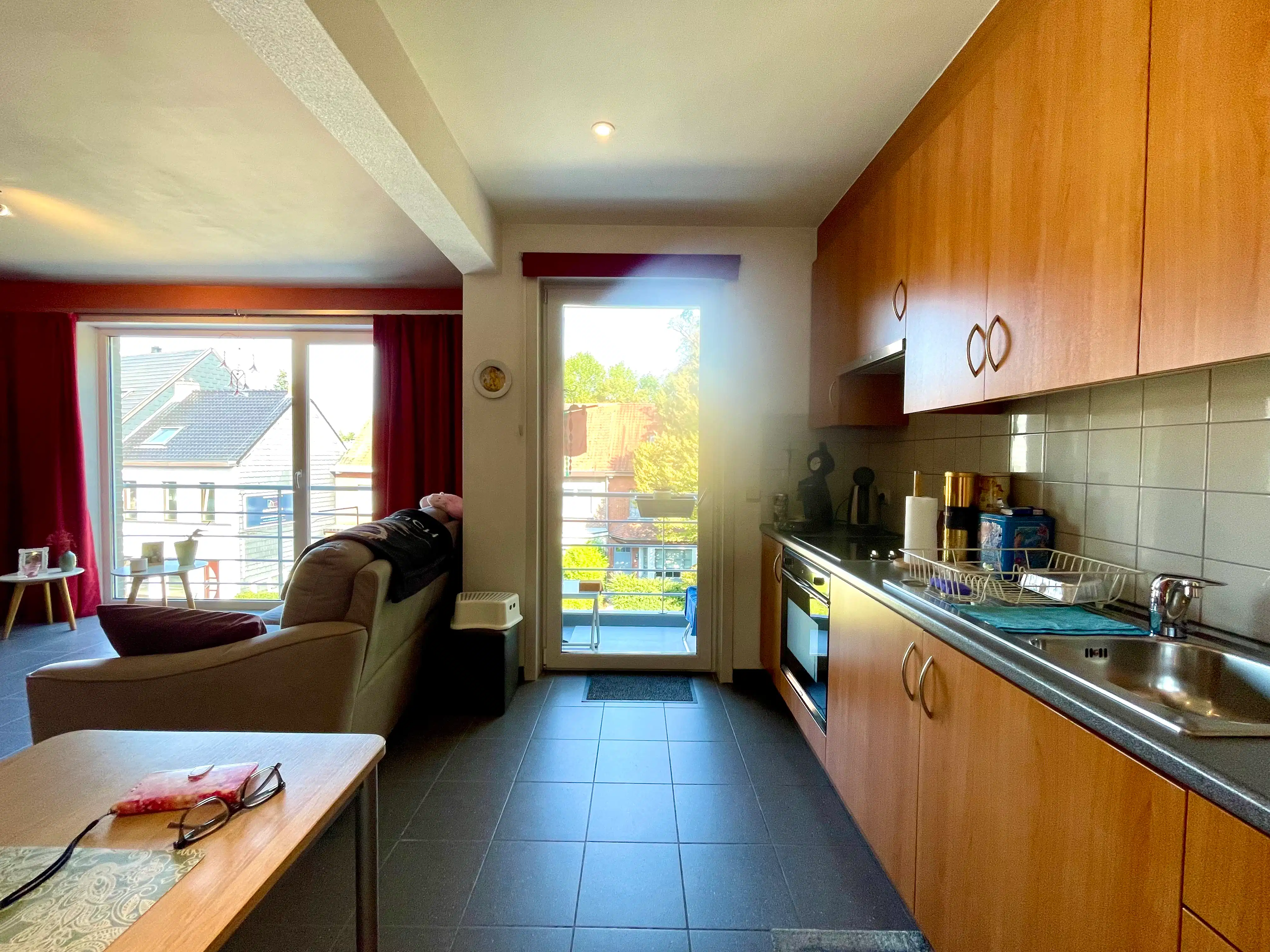 Centraal gelegen 1-slaapkamer appartement te Mariakerke foto 6