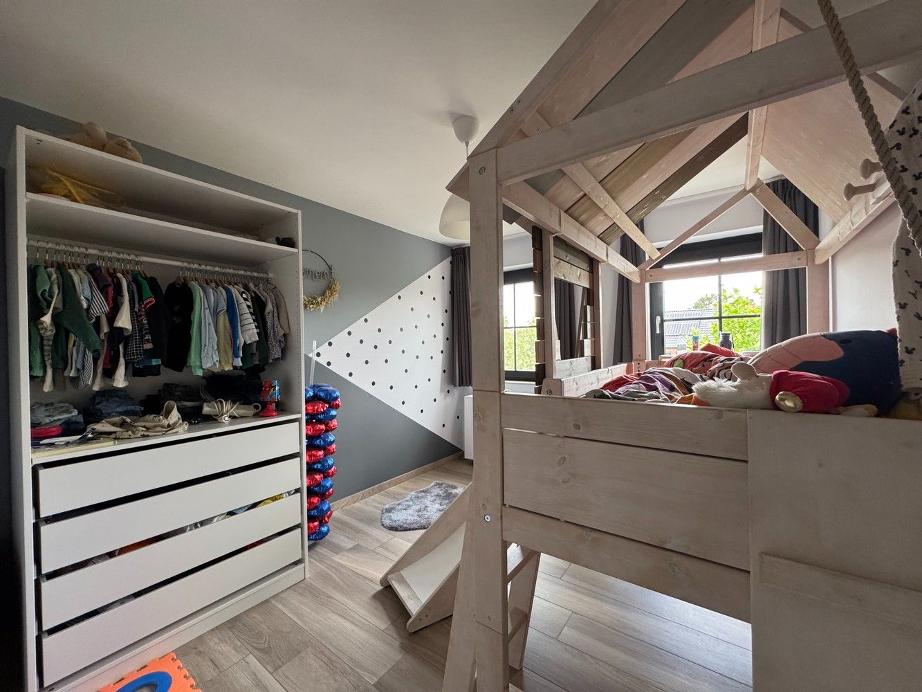 Prachtige energieneutrale woning met 4 slpks en aangelegde tuin foto 18