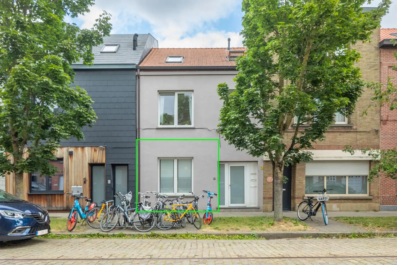 Opportuniteit ..reeds 2 gerenoveerde appartementen en in TOP staat!! foto 21