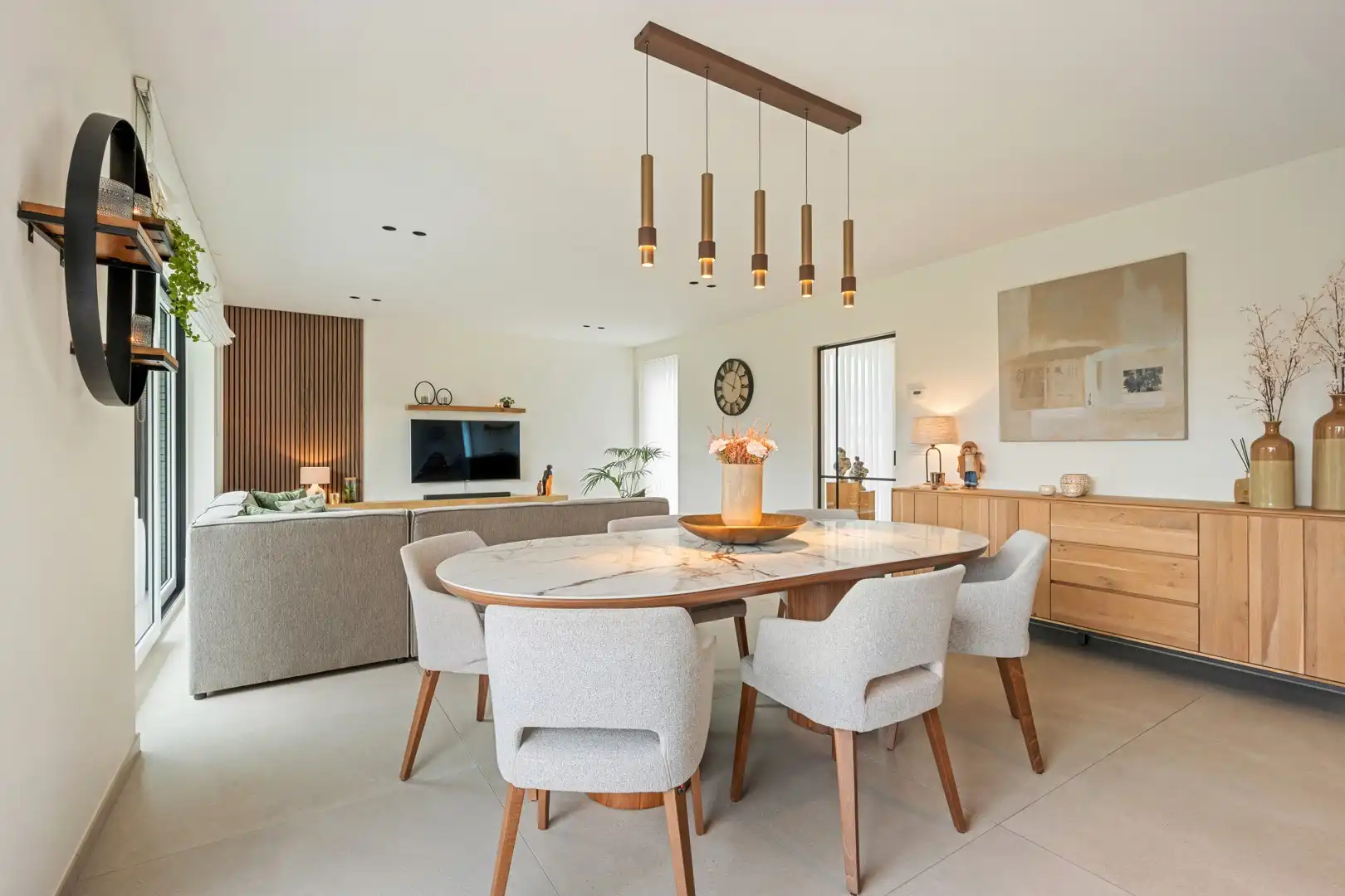 Recente, perfect afgewerkte villa met 4 slaapkamers te Roeselare foto 7