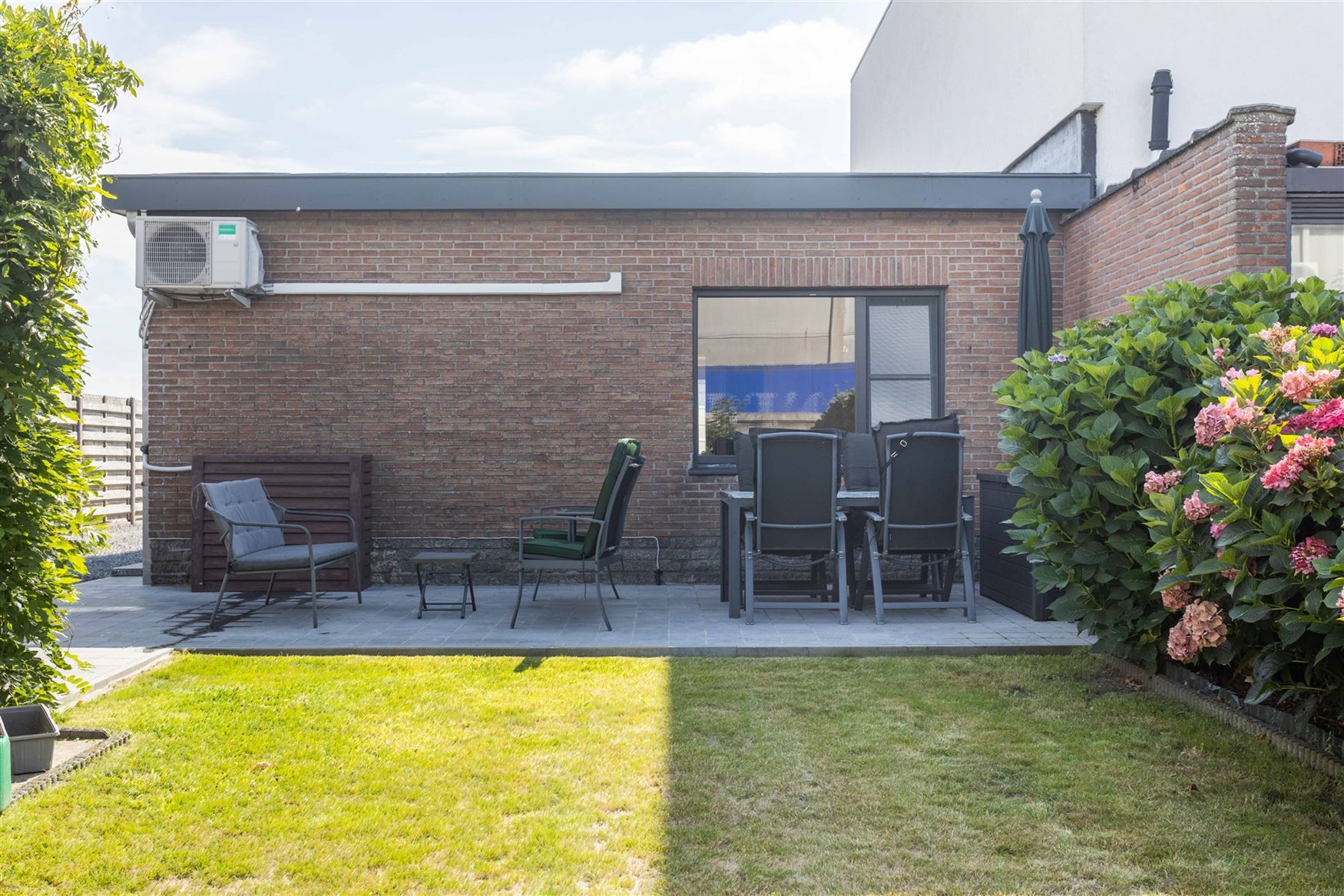Compact wonen met tuin, garage en potentieel foto 3