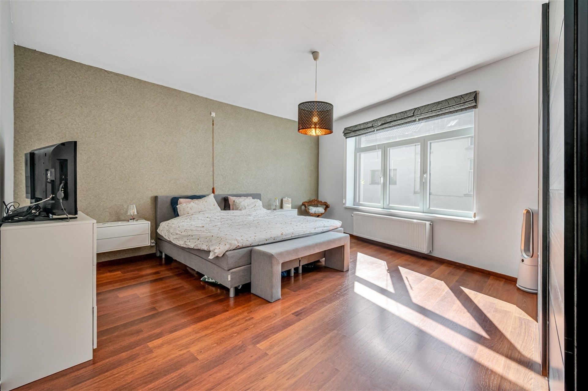 Instapklare gezinswoning in de stadsrand (nabij OLV) met 257m² bewoonbare oppervlakte foto 15