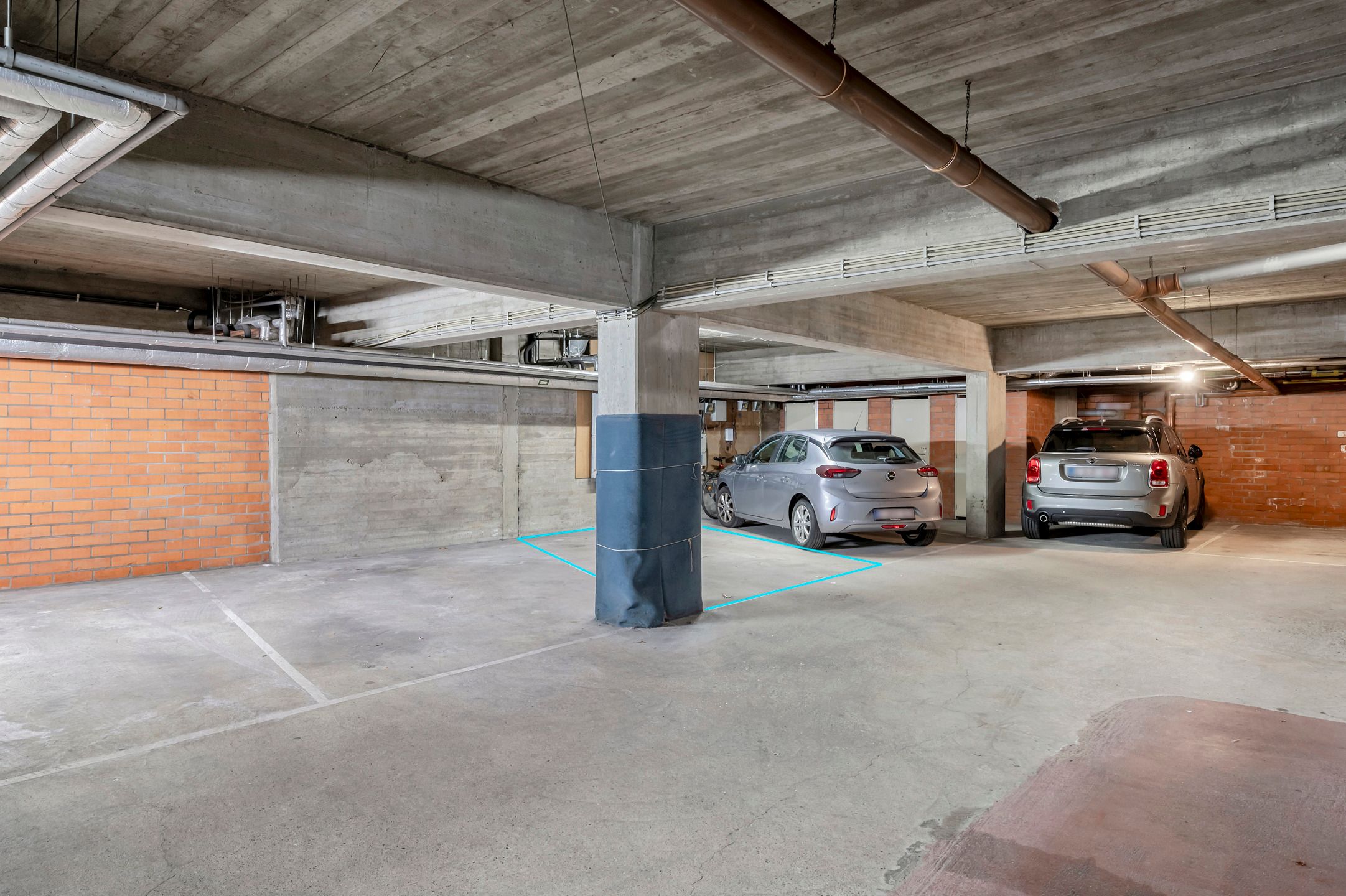 Exclusief appartement van 244m² op de Grote Markt foto 24