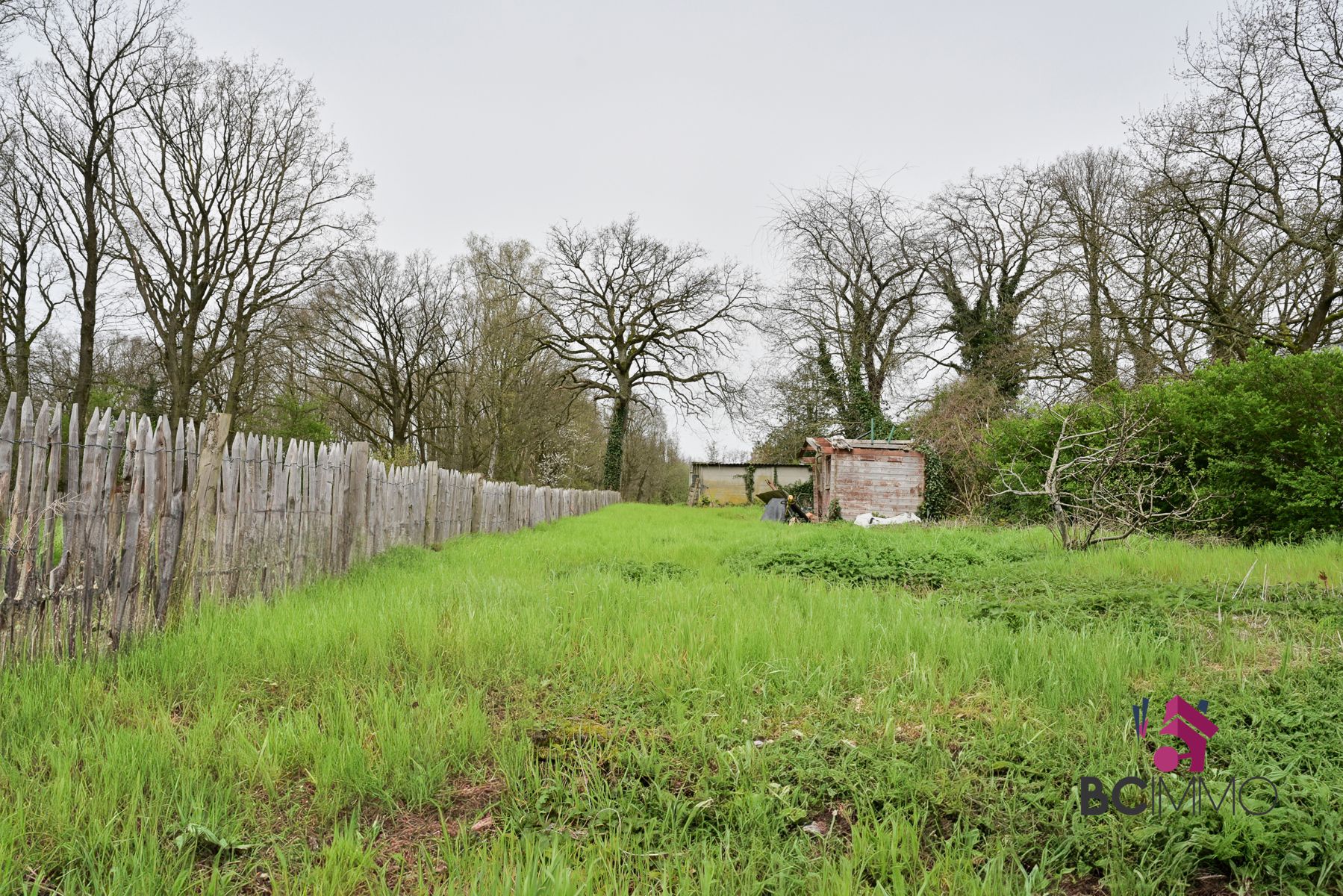 Ruime gezinswoning met een grote tuin foto 19