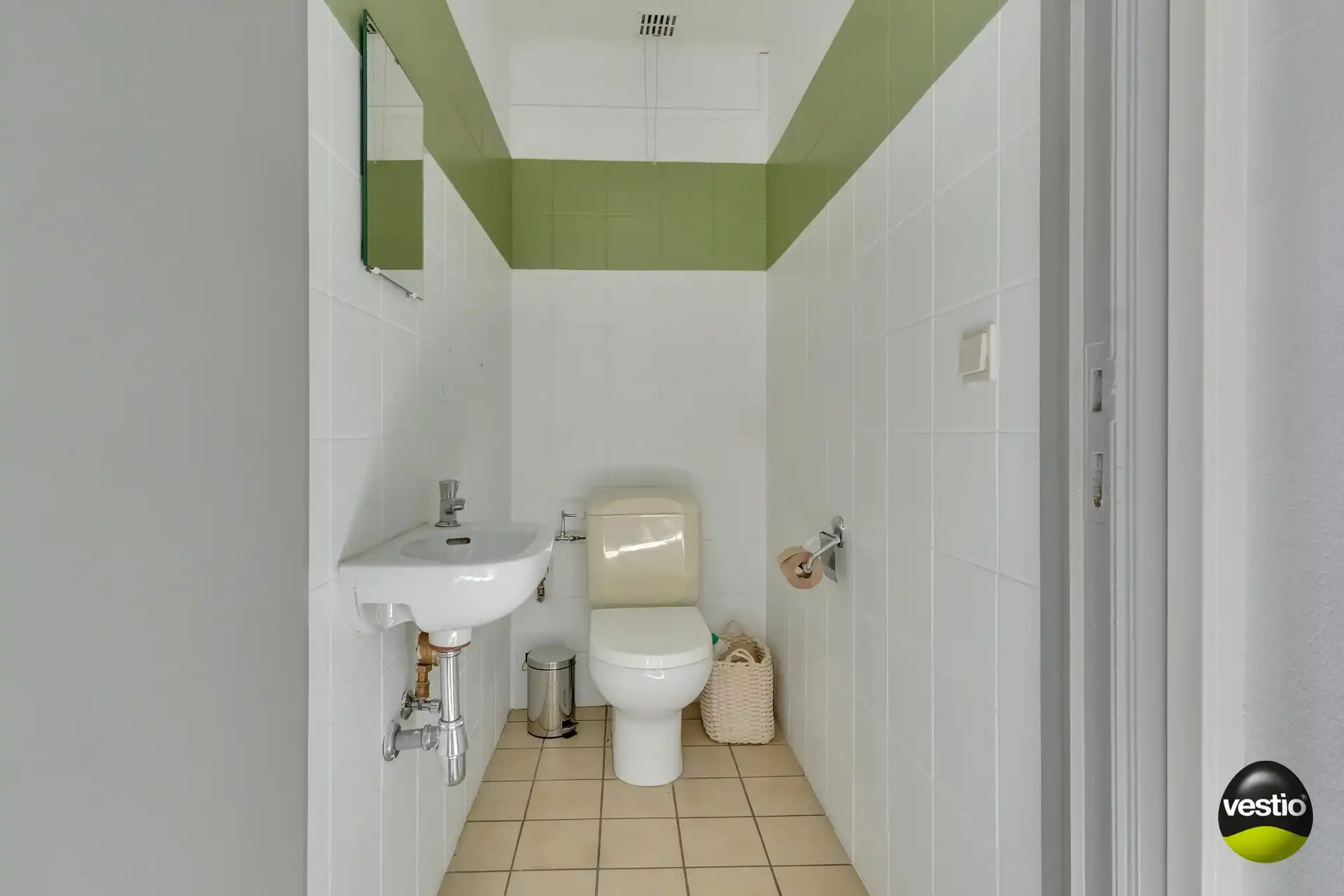 GELIJKVLOERS APPARTEMENT 3 SLAAPKAMERS 171 M² + HANDELSRUIMTE + TUIN + 5 GARAGES + ZOLDER foto 42