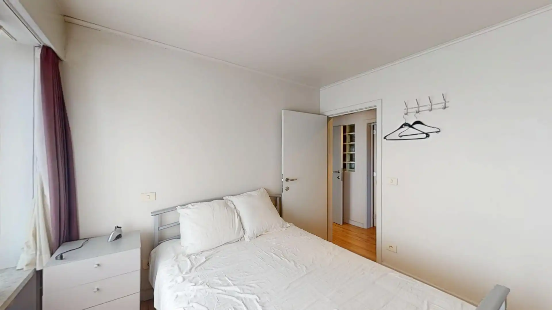 Ruim appartement met 3 slaapkamers en fantastisch uitzicht aan de Zeedijk in Heist-aan-Zee - Te koop! foto 17