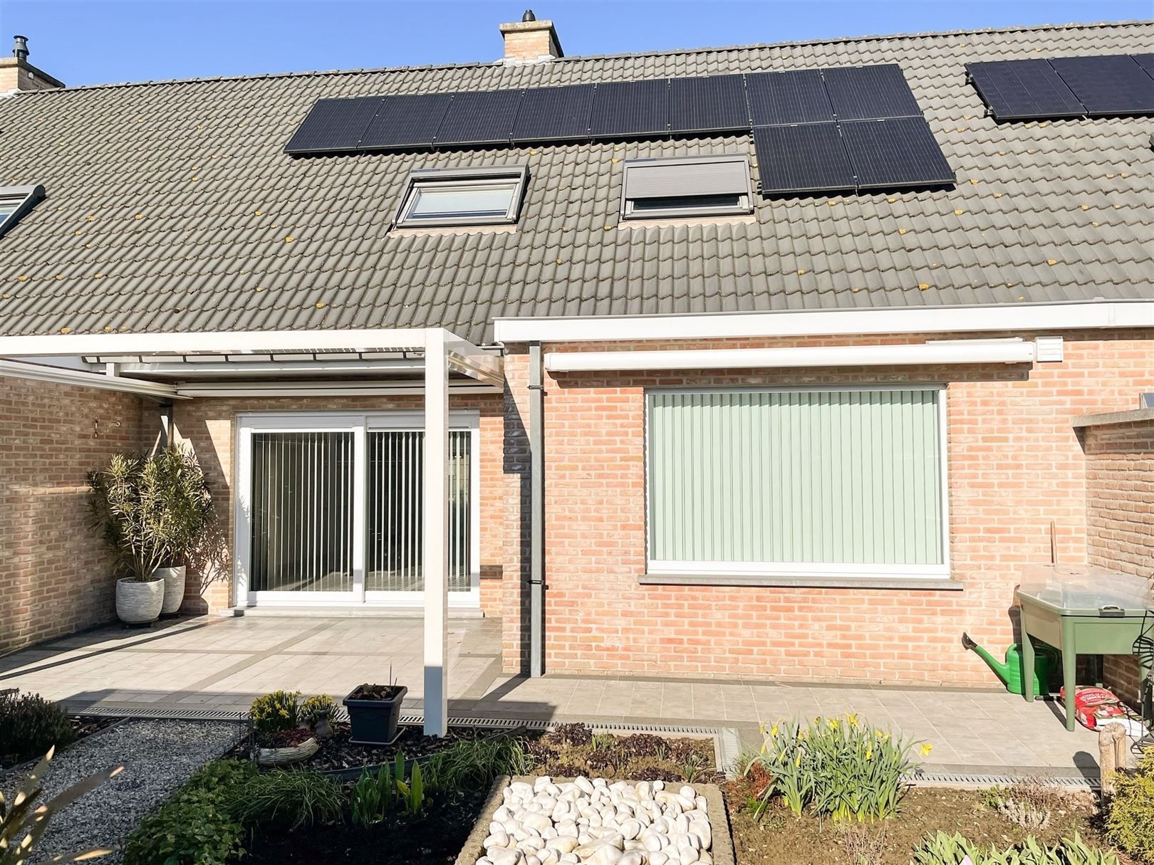 Instapklare woning te huur met 3 slpks foto 11