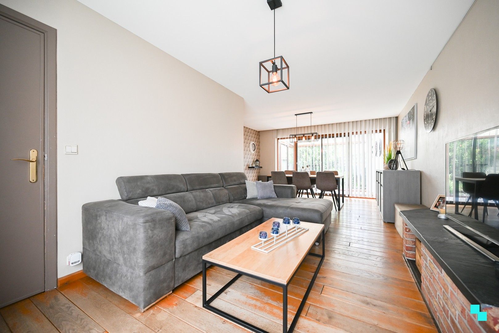 Rustig gelegen woning met gezellige tuin te Izegem foto 3