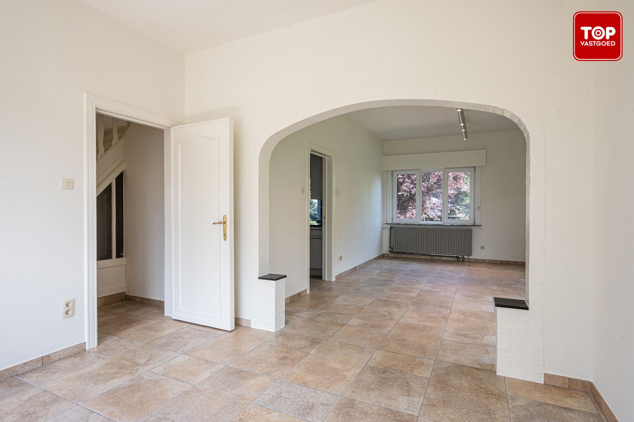 Vernieuwde woning met 4 slaapkamers en gunstige EPC score foto 6