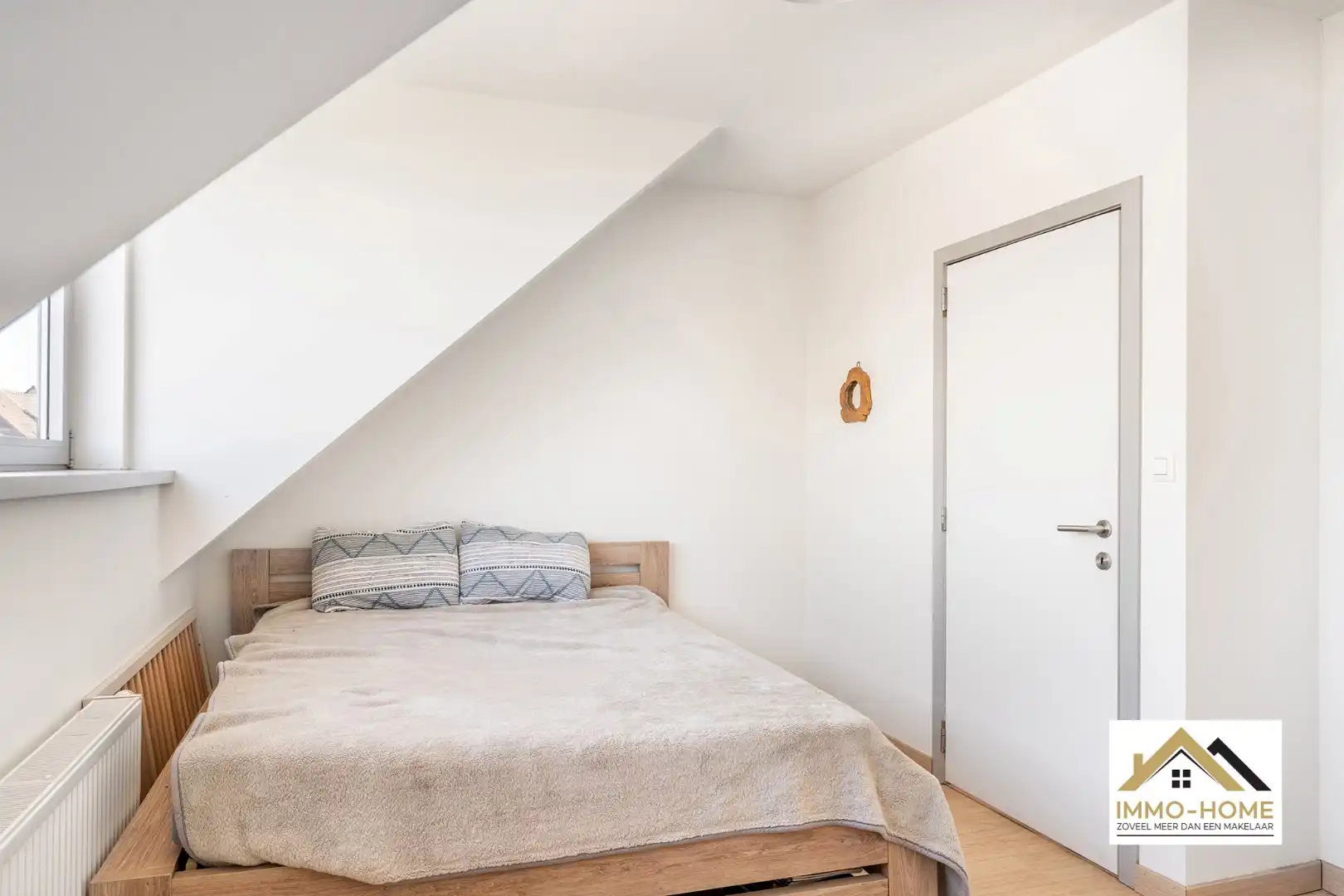 Perfect instapklare woning te Oostakker! foto 11
