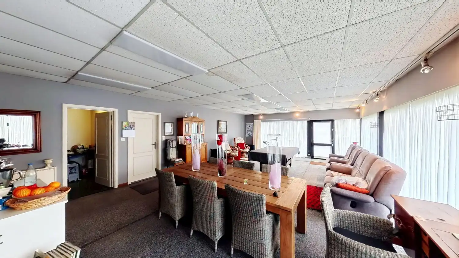 Ruime woning met 5 slaapkamers, winkelruimte én magazijn! foto 9