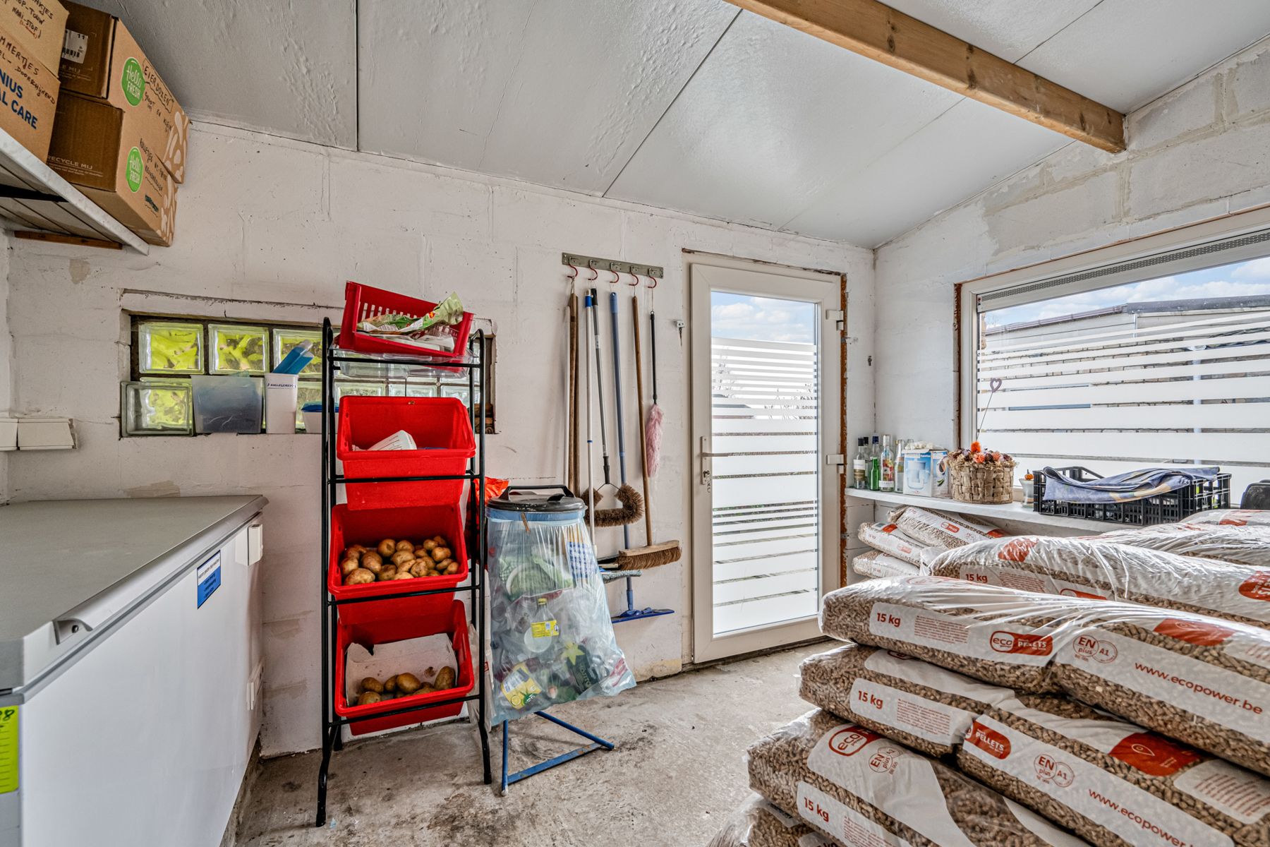 Driegevelwoning met garage, tuin en 5 slaapkamers foto 7