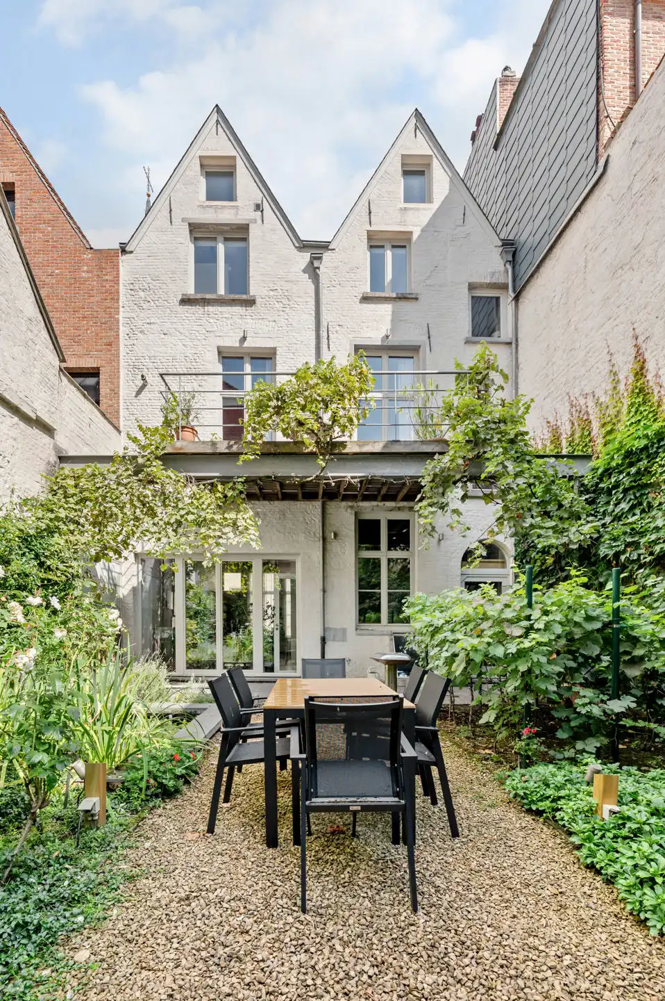 ANTWERPEN CENTRUM - Trapgevelhuis "De Rosenhoedt" met tuin foto 15