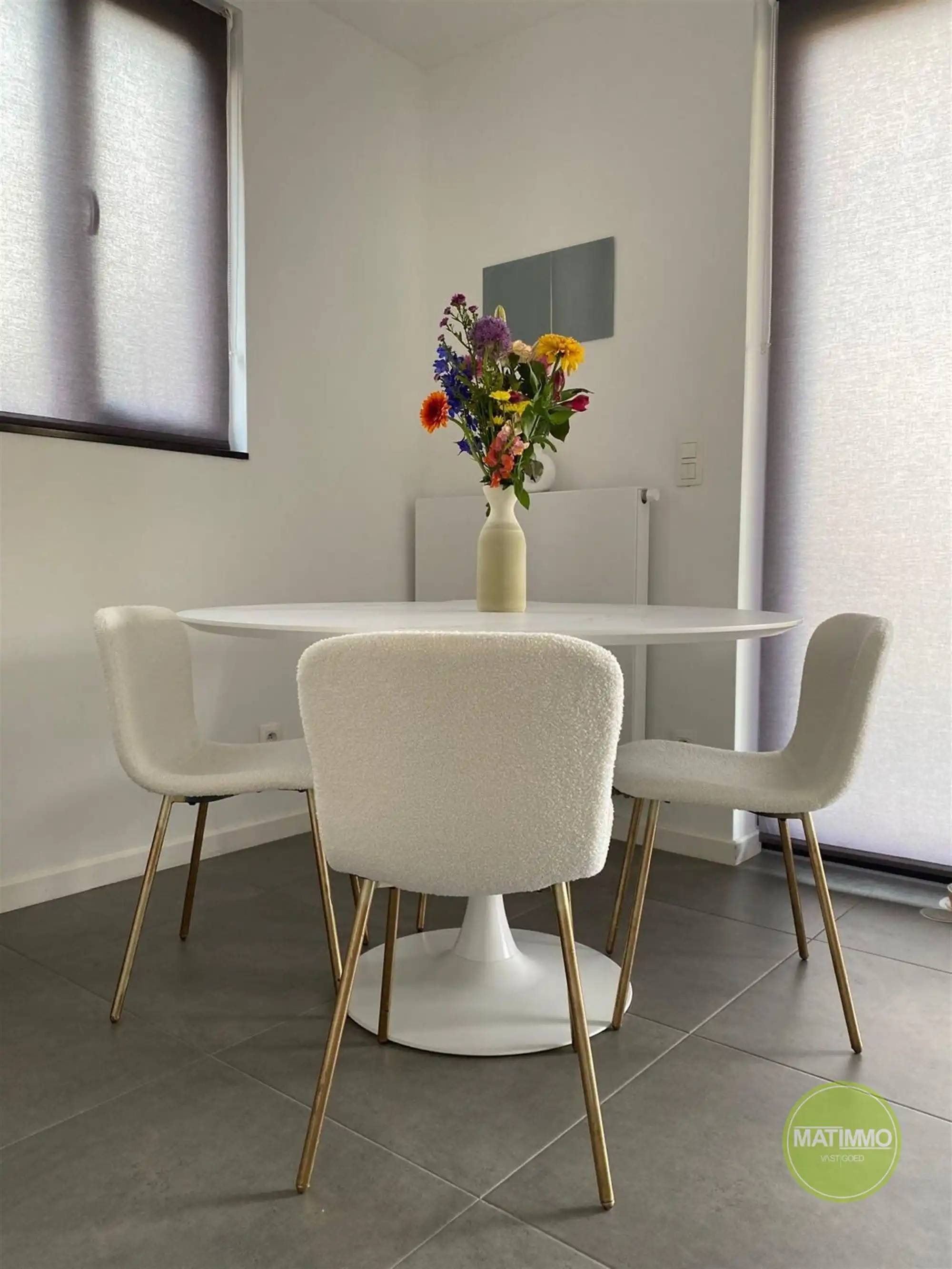 Modern gelijkvloers appartement met 2 slaapkamers in Geel foto 9