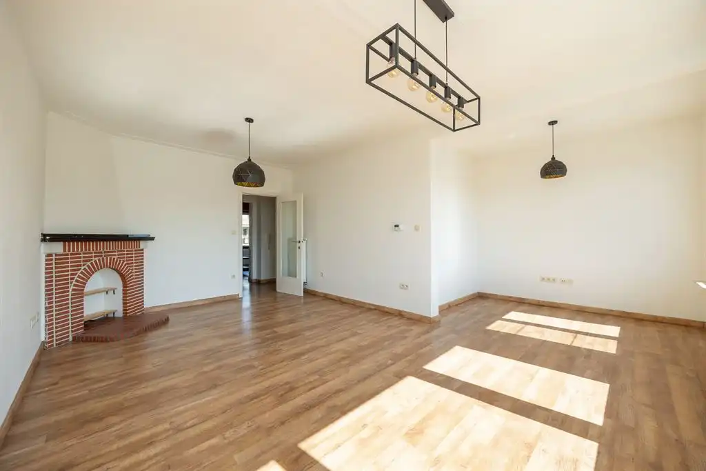 Instapklaar appartement met terras foto 3