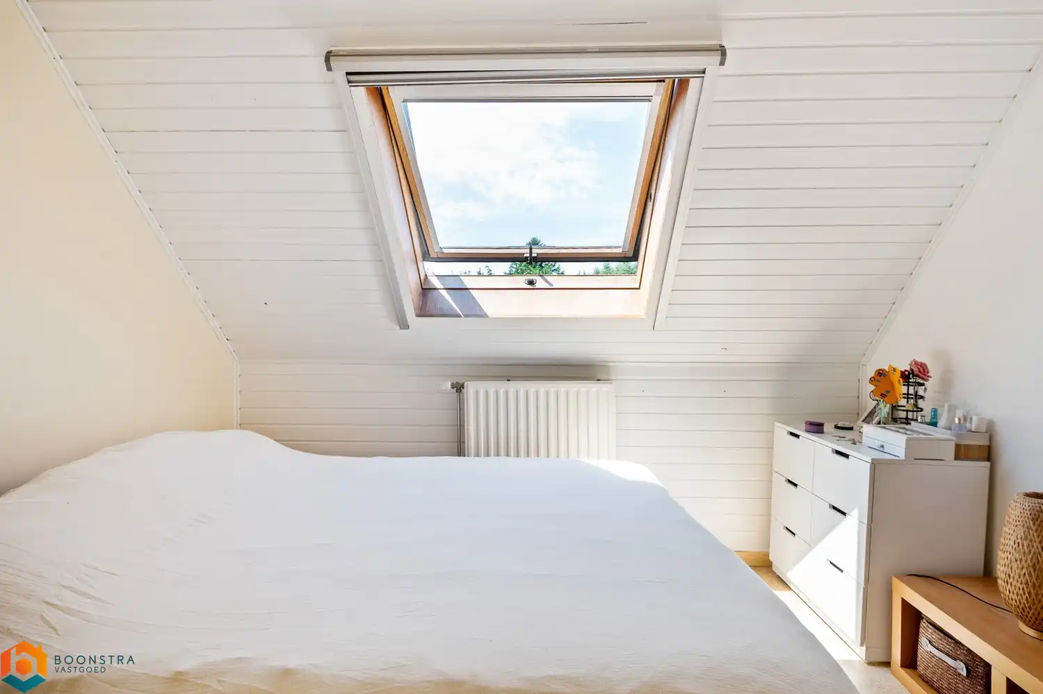 Instapklare woning met 4 slpkrs en leuke tuin te Schiplaken foto 15
