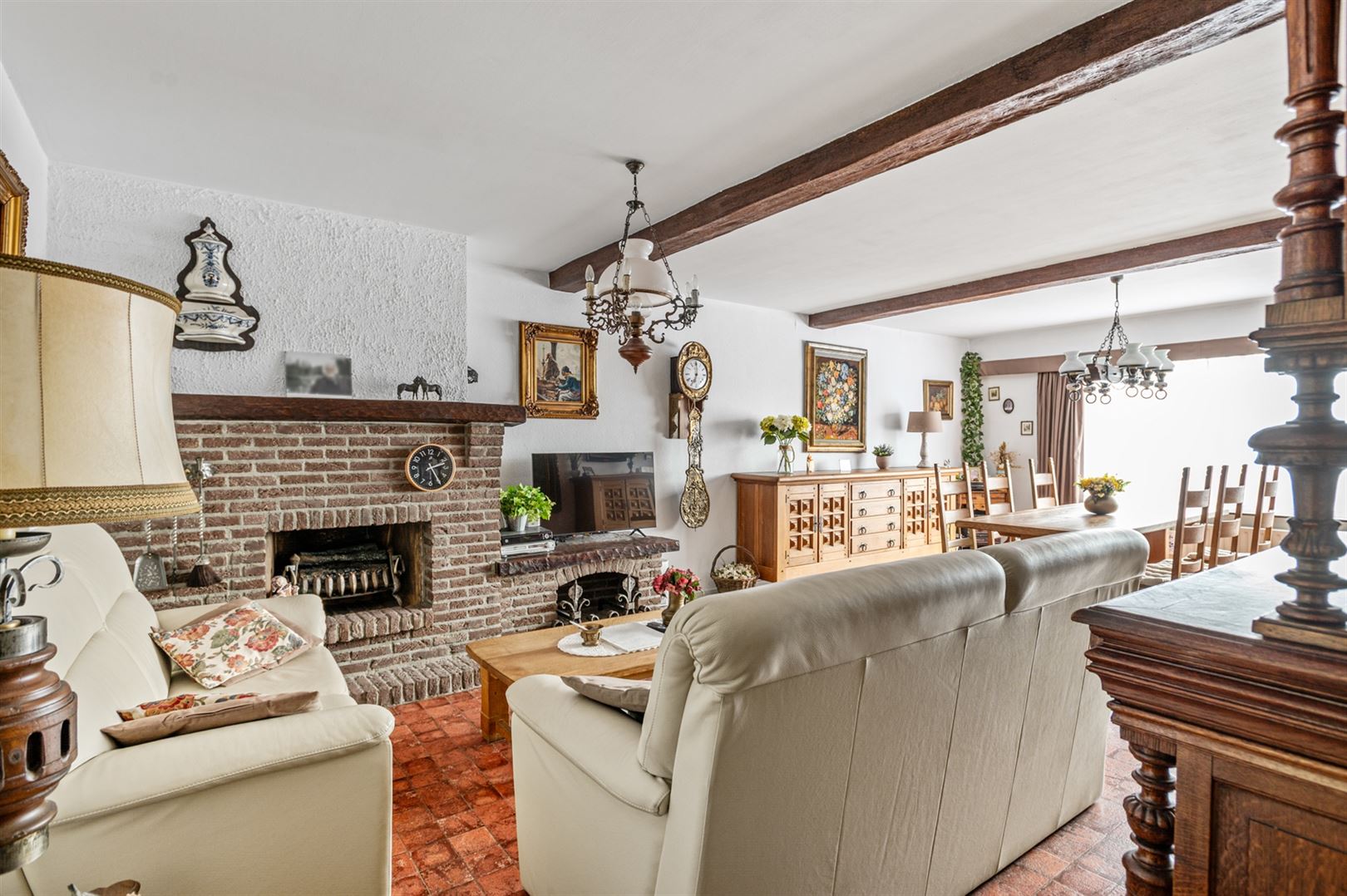 Ruim 3-slaapkamerappartement in Deurne-zuid foto 2