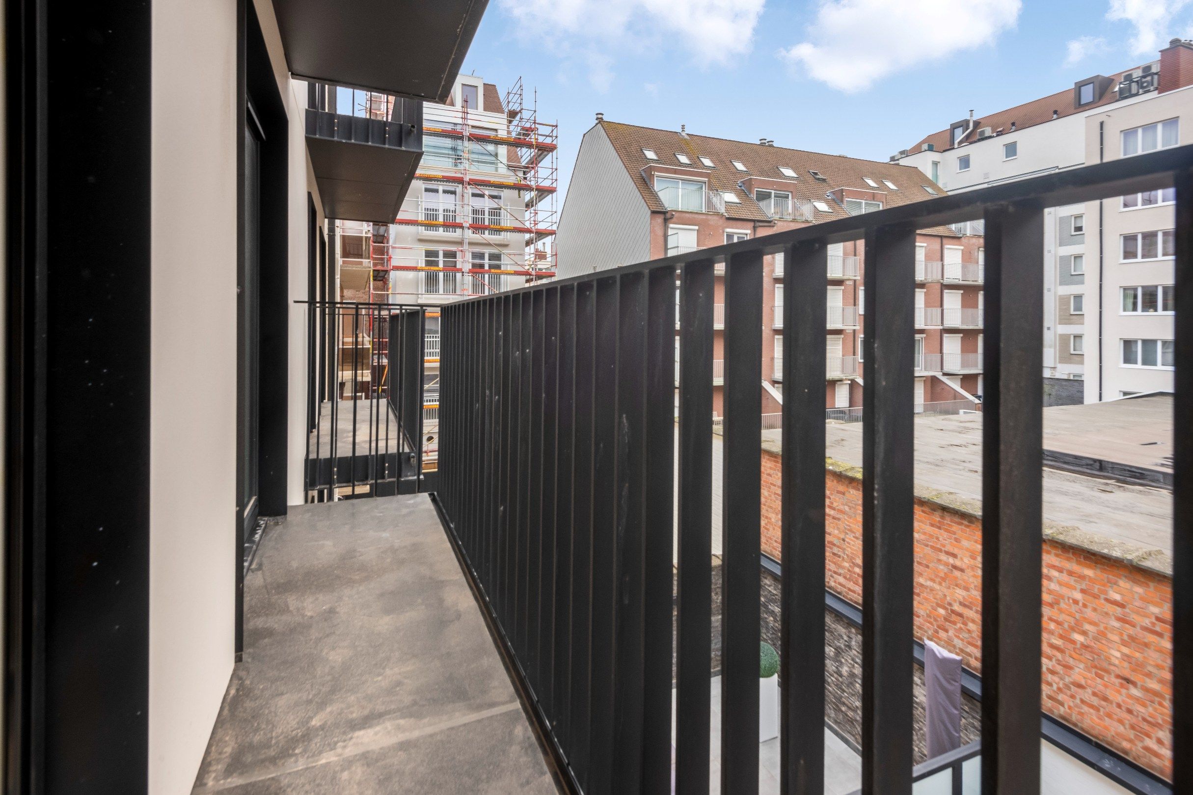 Goed gelegen appartement met zijdelings ZEEzicht dichtbij het Driehoeksplein. Parking te koop op het gelijkvloers. foto 21