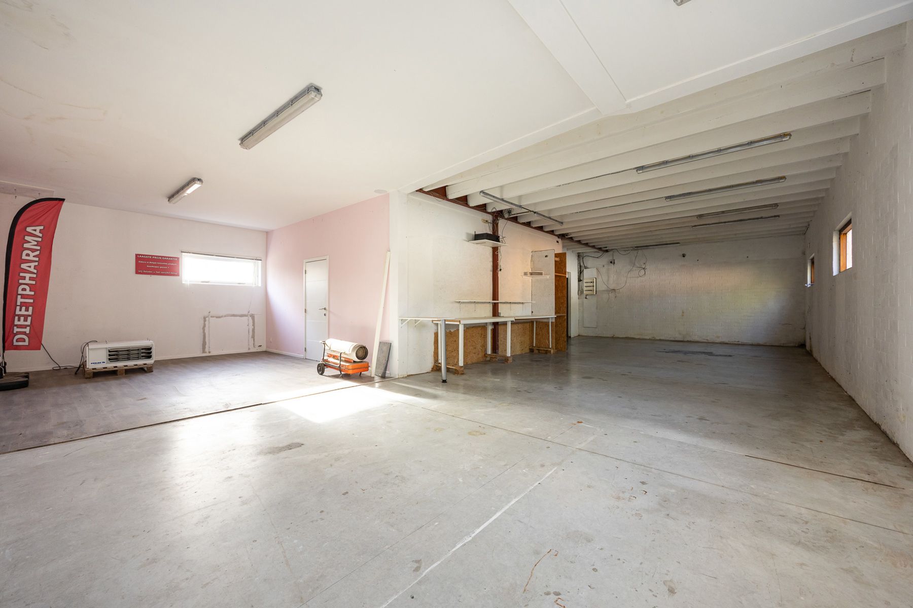 2 Woningen en opslagruimte op ca 2.525m². foto 16