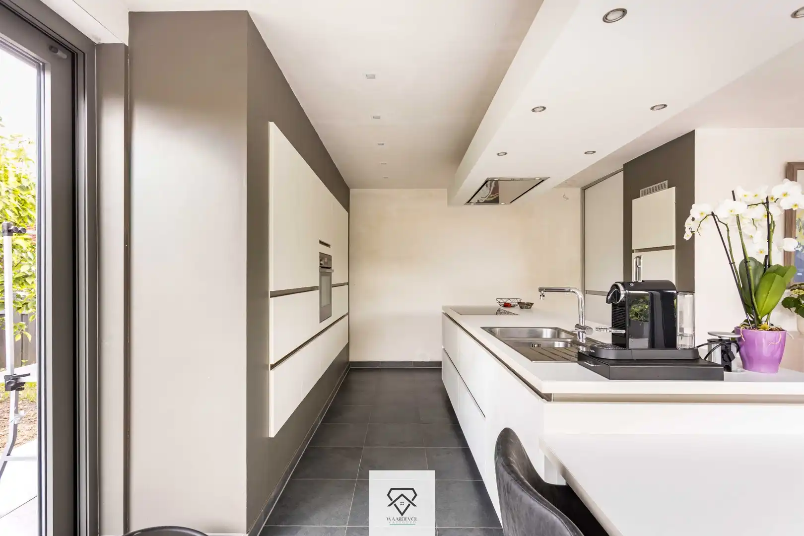 Tijdloze architectenwoning in het groene Louise-Marie te koop foto 14