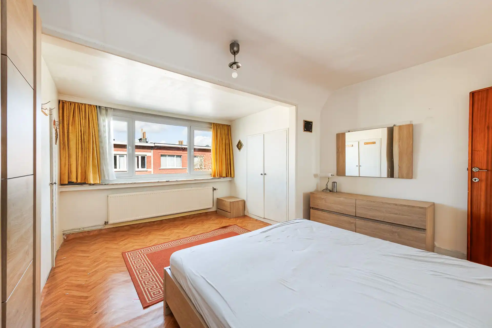 Te renoveren bel-etage met garage en dakterras foto 19