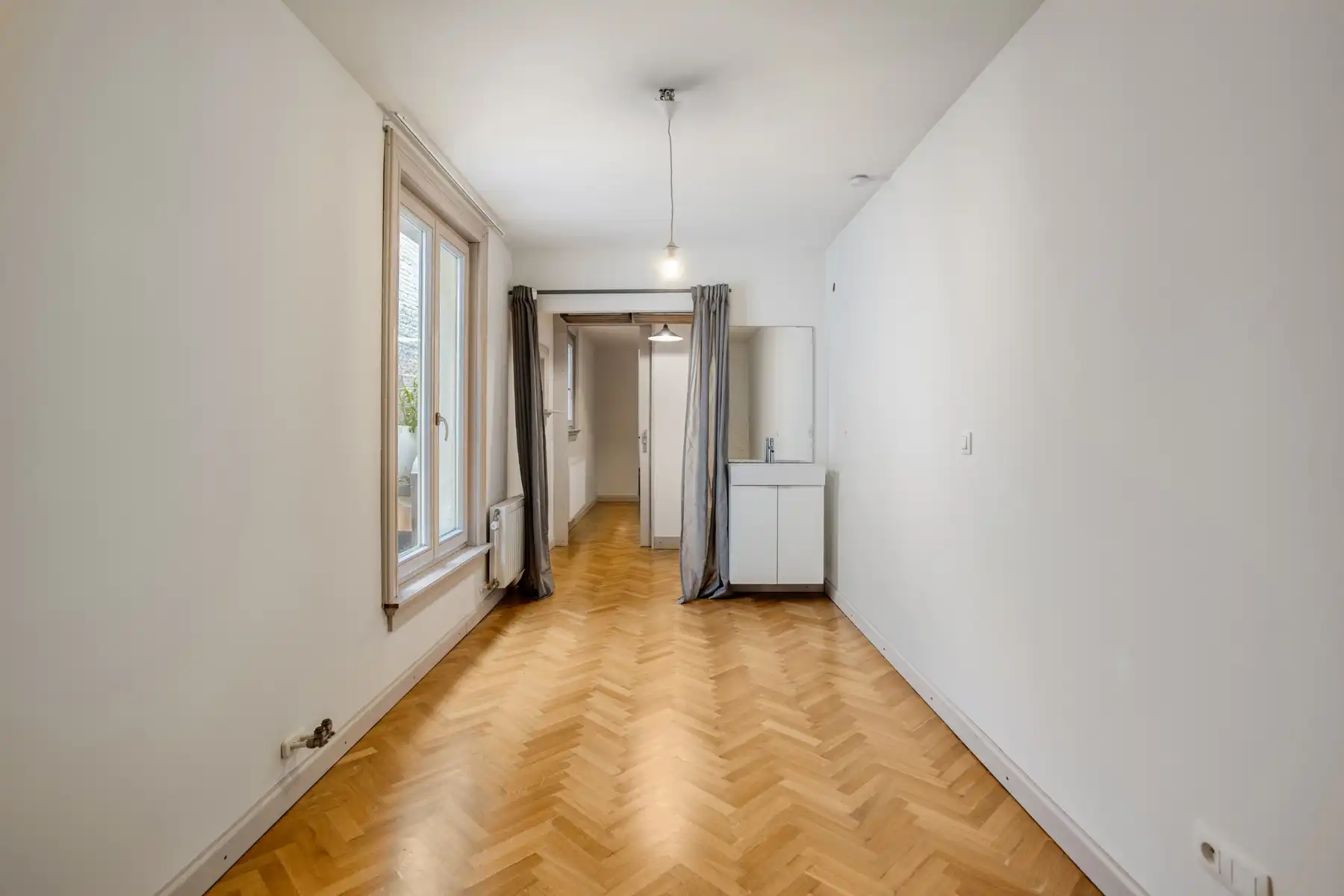 Instapklaar appartement op gegeerde locatie nabij het KMSKA. foto 11