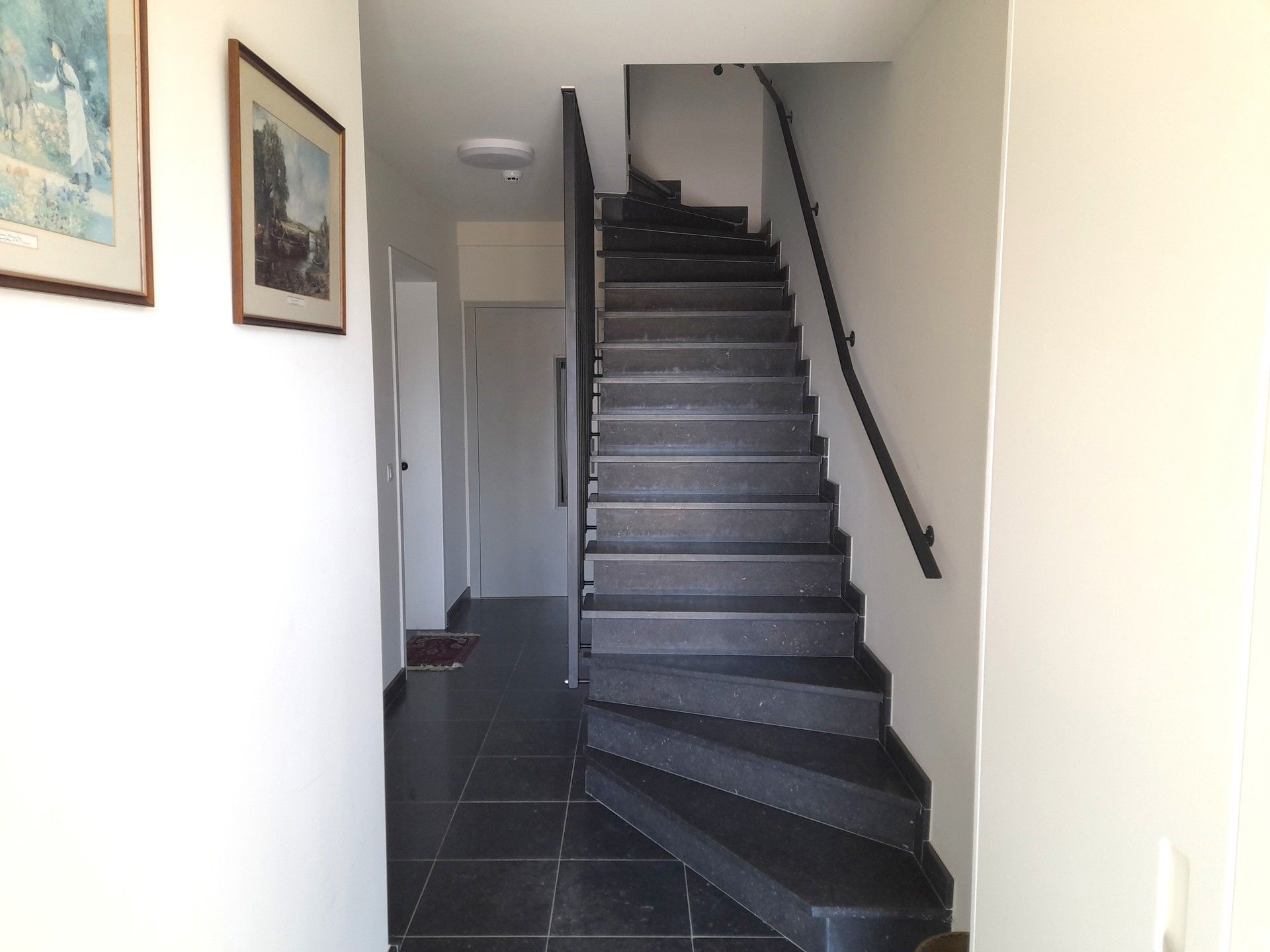 Mooi 3-slaapkamerappartement in centrum Nijlen foto 4