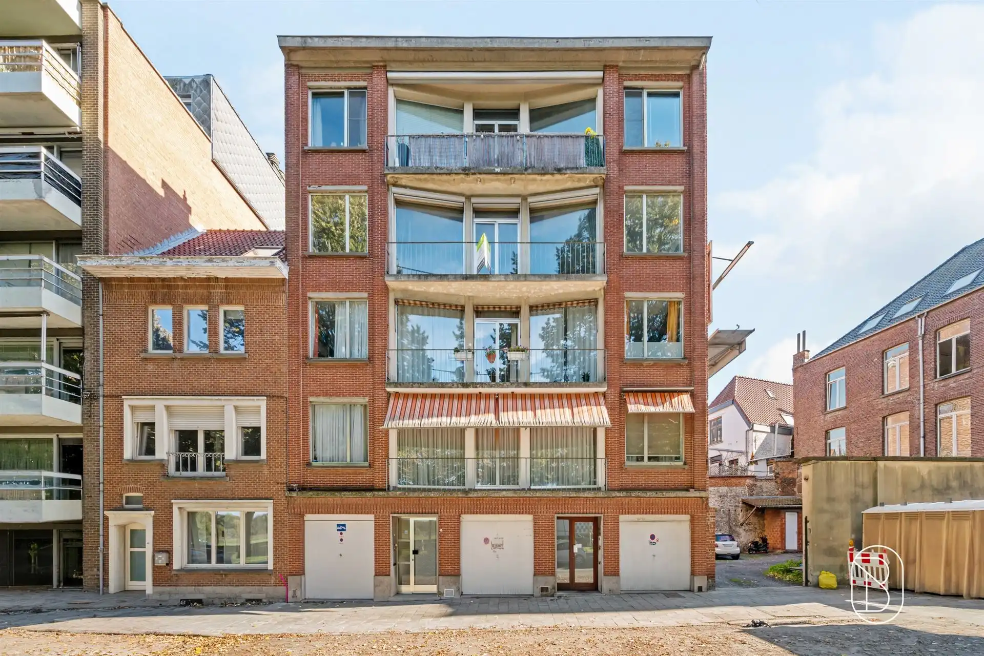 Ruim appartement met 3 slpk en garage foto 10