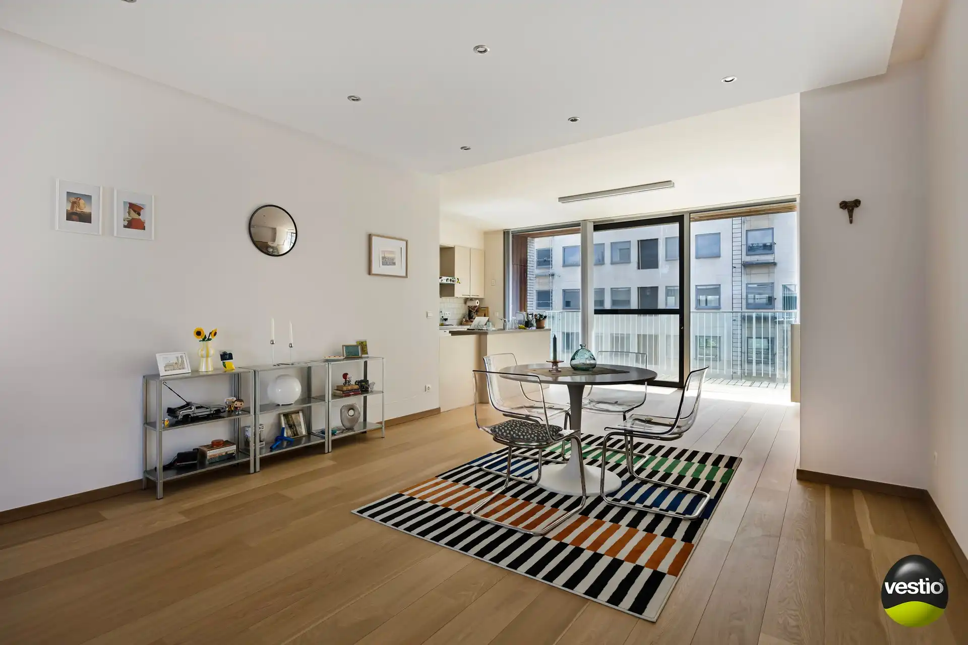 Smaakvol, kwalitatief afgewerkt 2 slaapkamer appartement met 2 terrassen. foto 5