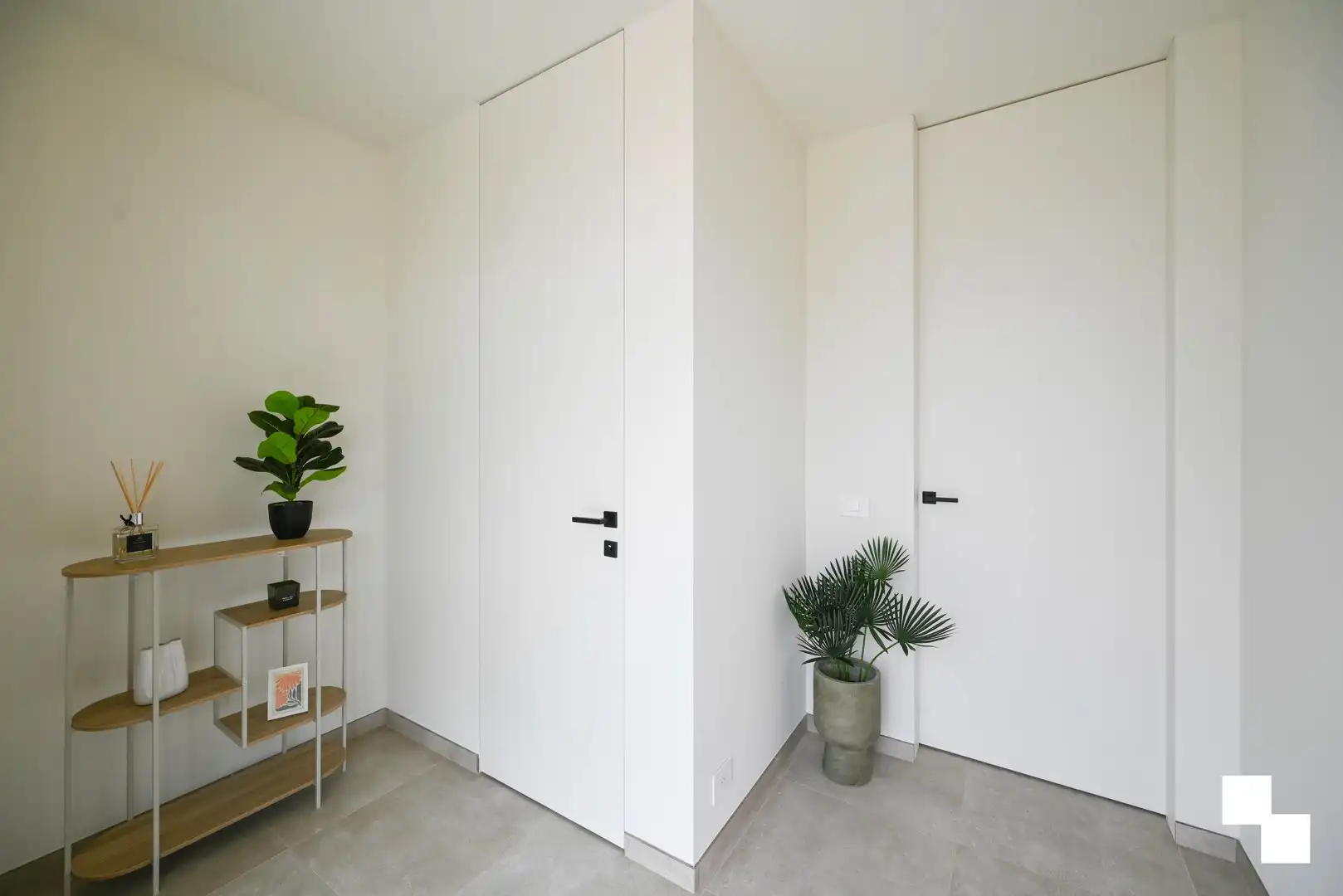Hoogwaardig afgewerkte halfopen nieuwbouwwoning foto 11