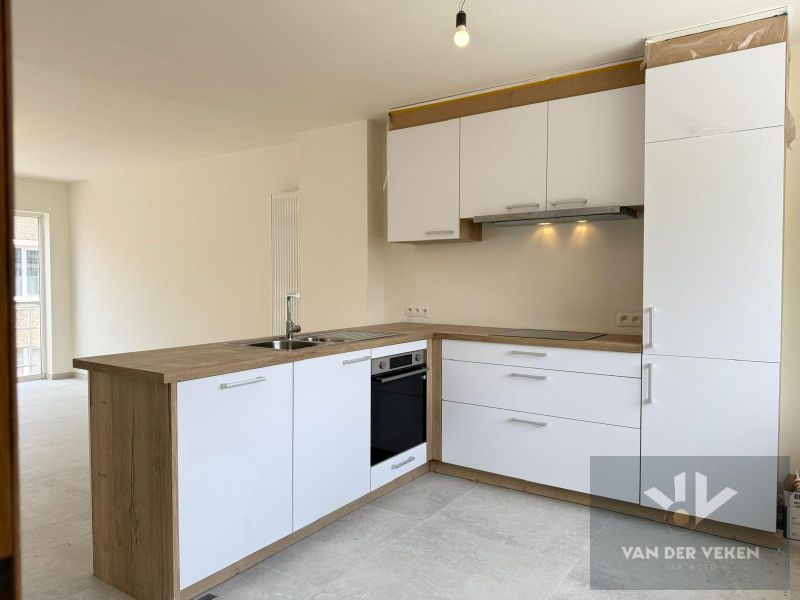 Gerenoveerde charmante bel-etagewoning op wandelafstand van het centrum foto 3