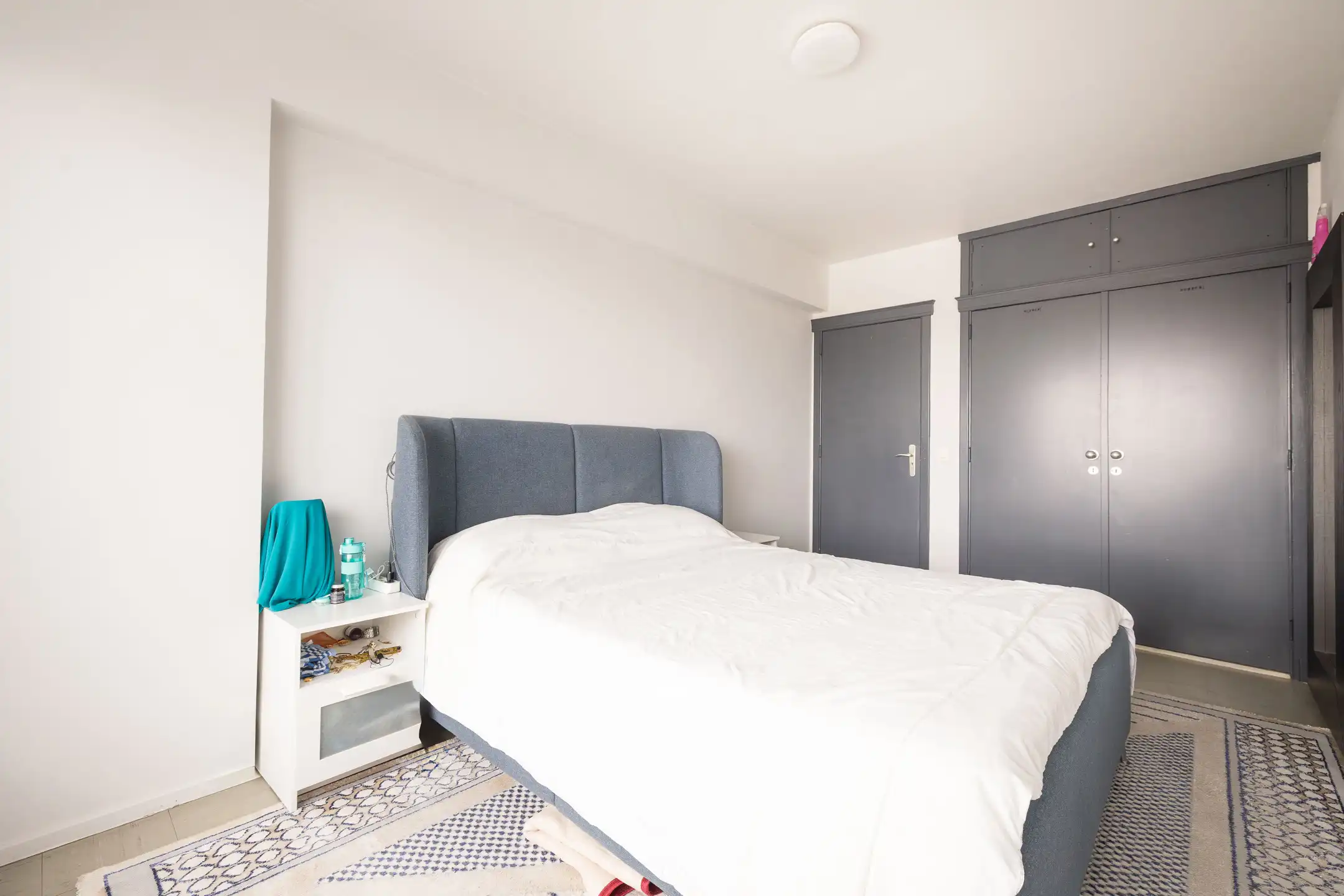 1-slaapkamer in goede staat vlak bij het centrum foto 9