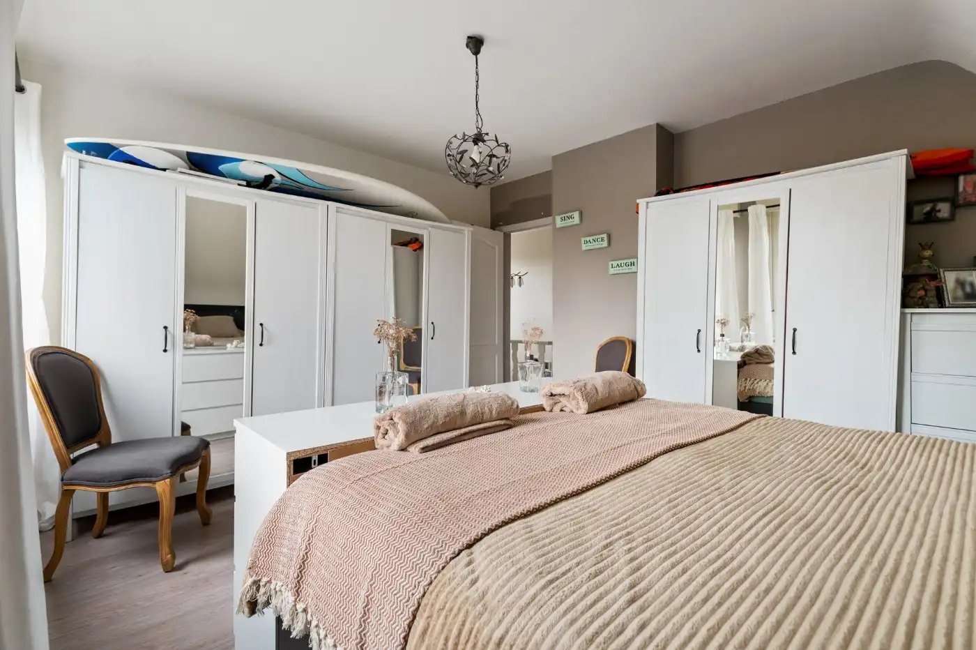 Ruime, instapklare, vrijstaande woning met 5 slpk., grote tuin en praktijkruimte foto 21