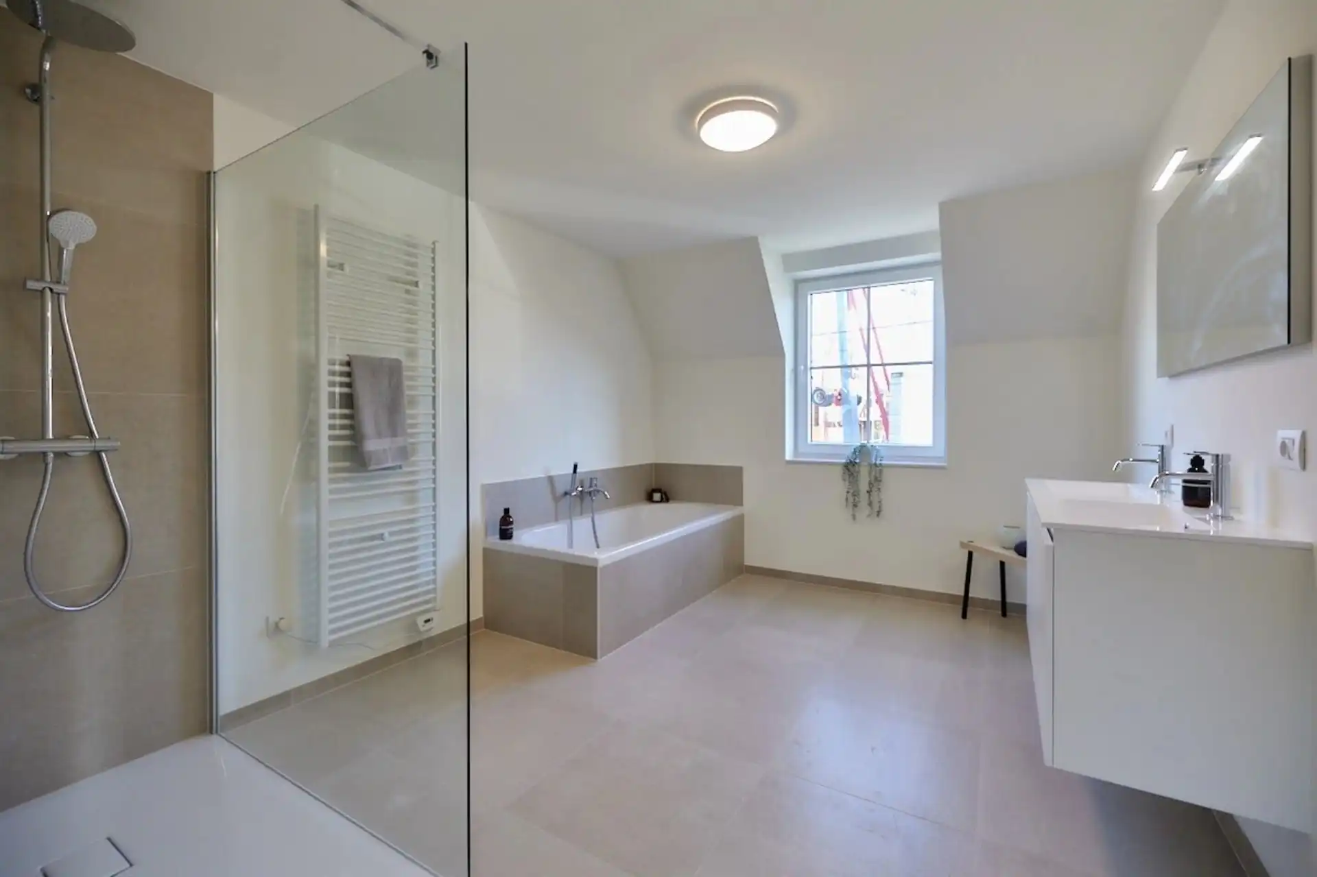 Rustig en energiezuinig wonen in Hofstade (Aalst) foto 12