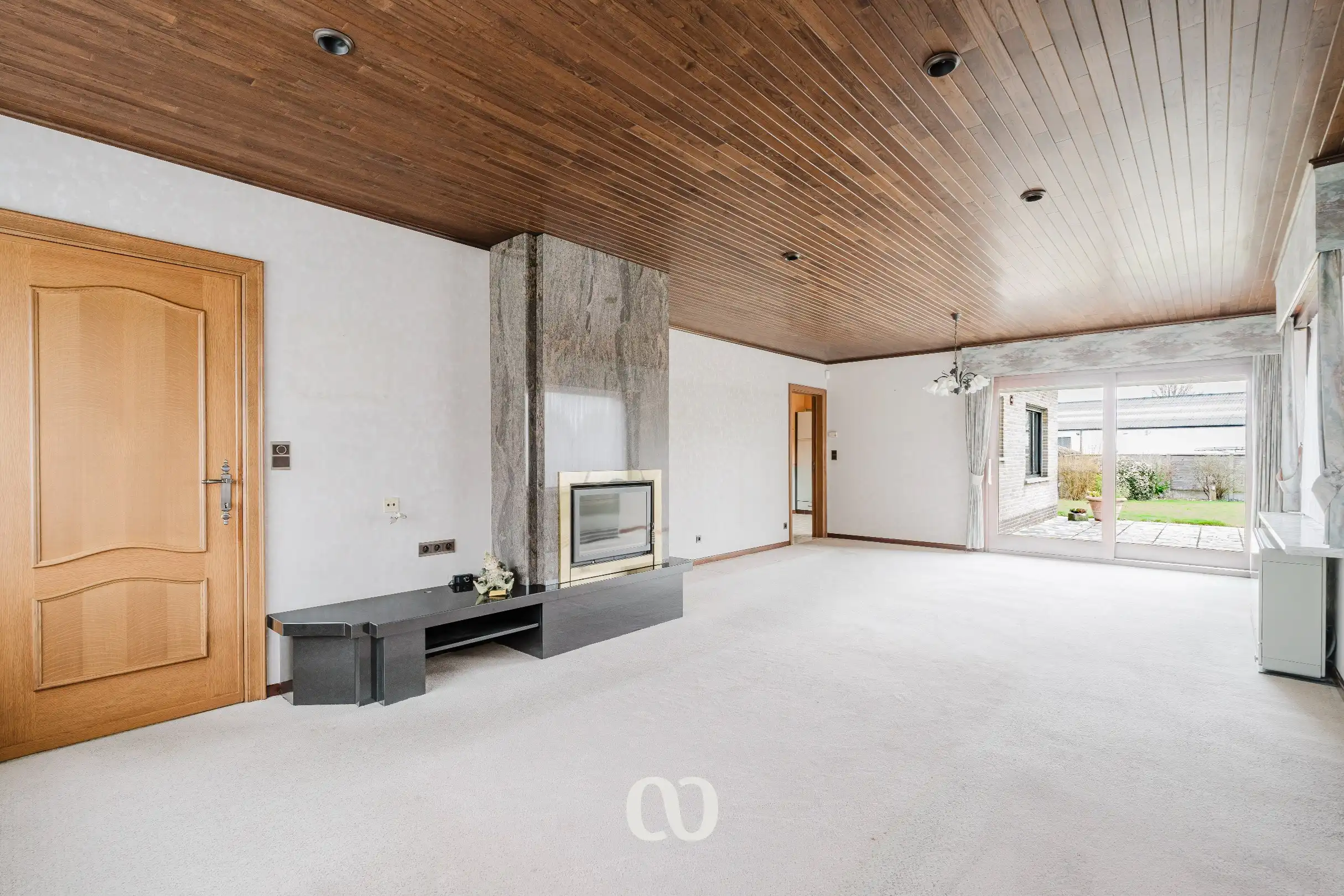 Zeer ruime woning met uitbreidingsmogelijkheden in rustige woonwijk te Kruisem foto 3