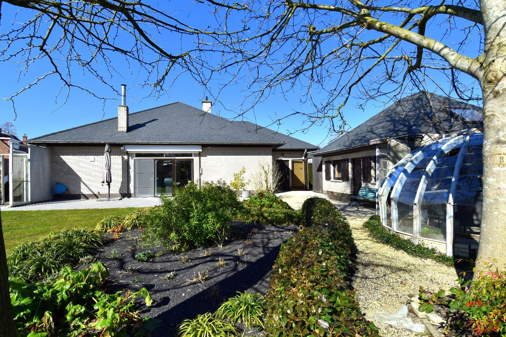 Villa met uitstraling te koop op 1922 m² grond nabij het centrum van Gullegem foto 22
