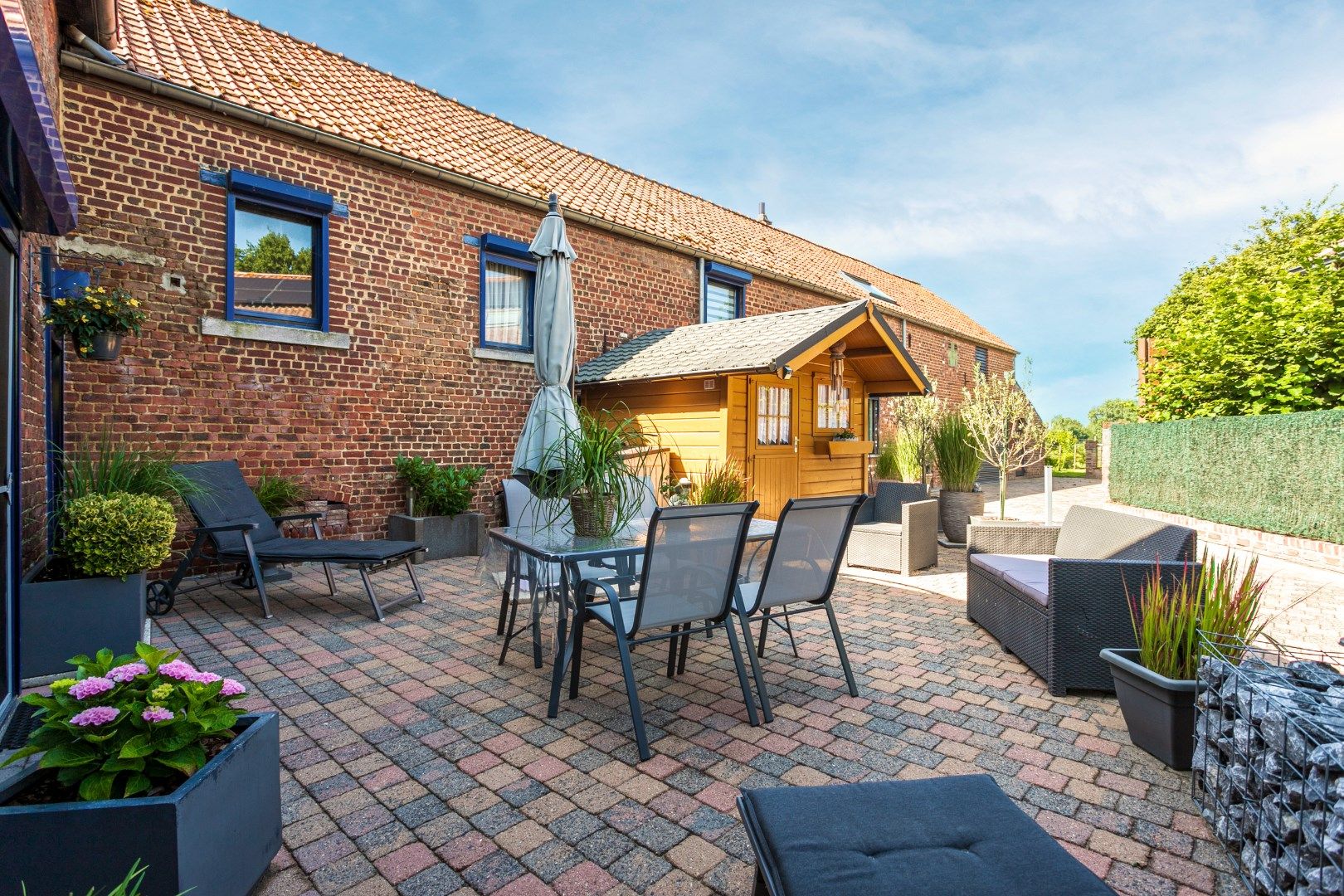 Ruime kangoeroewoning met 6 slpks, 2bdks, 2 garages en tuin te Oetingen foto 8