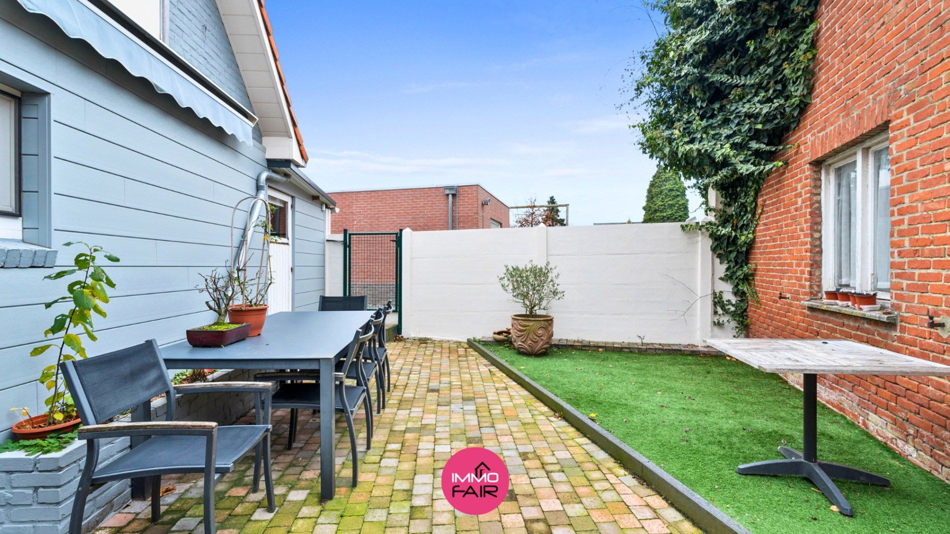 Gezinswoning met authentieke elementen in centrum Lanaken! foto 11