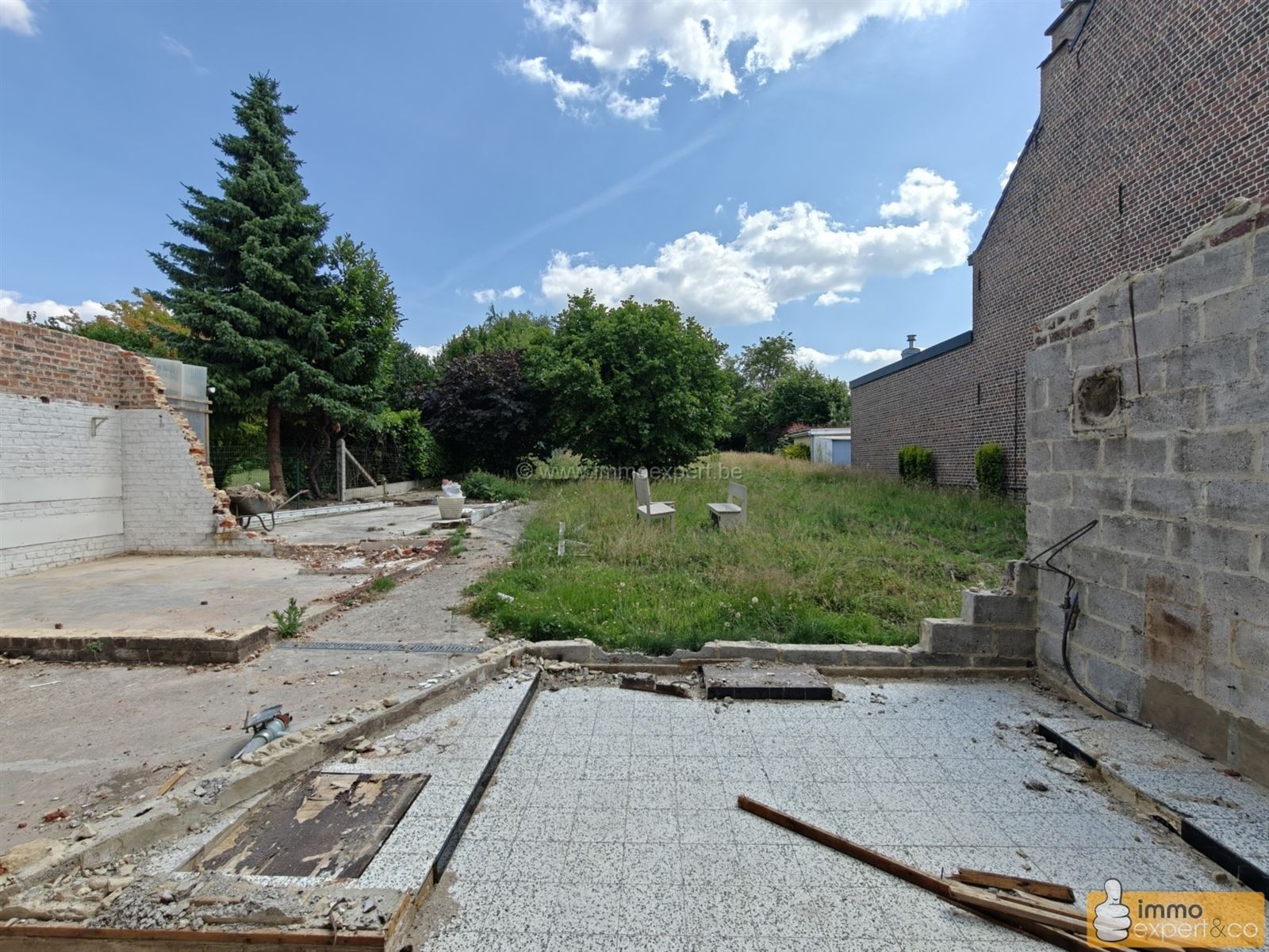 BORCHTLOMBEEK: Te renoveren woning op mooi perceel foto 7