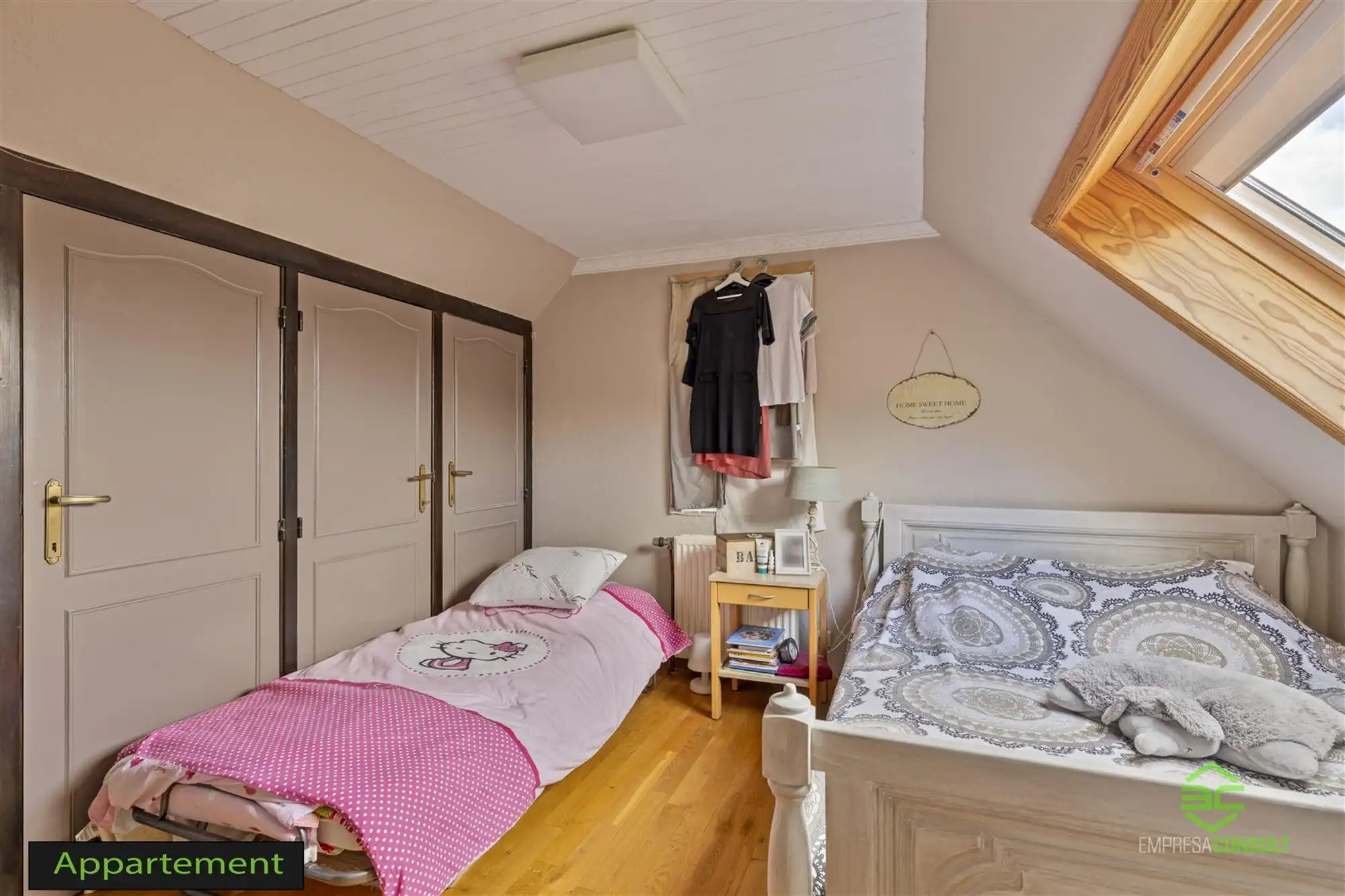 Ruime woning met 8 slpk + 1 magazijn op 21a 24ca! foto 54